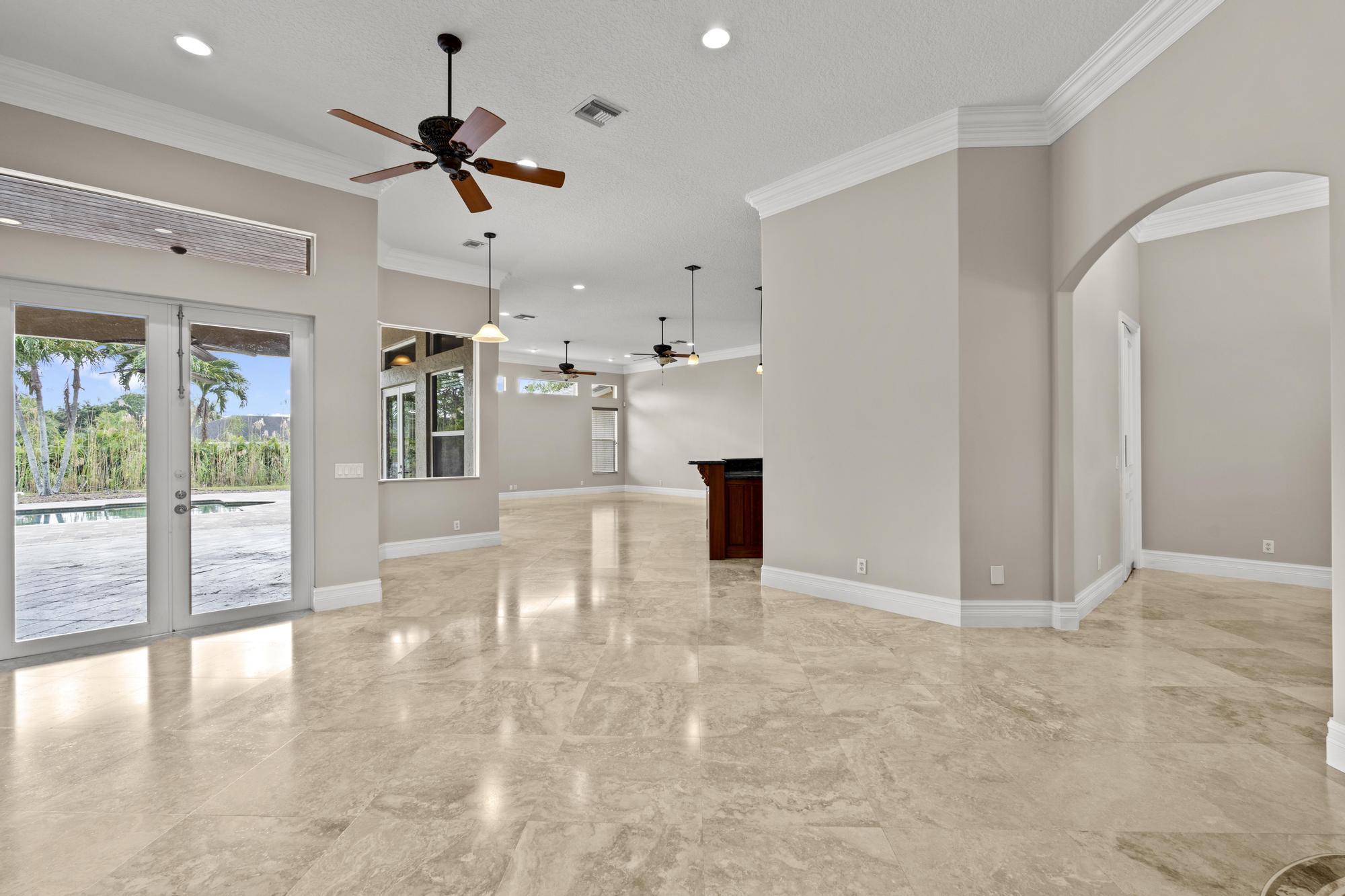 13172 88th Place N Property Photo 9