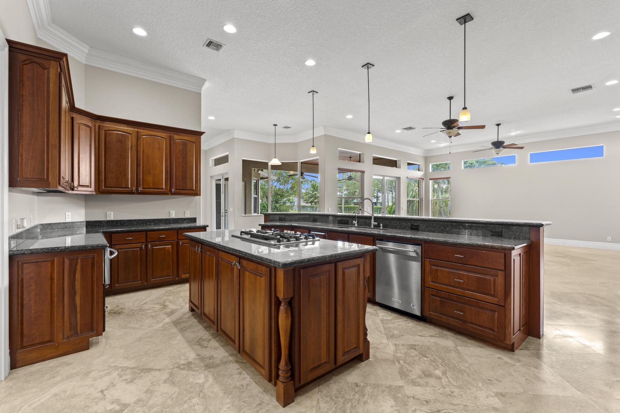 13172 88th Place N Property Photo 13