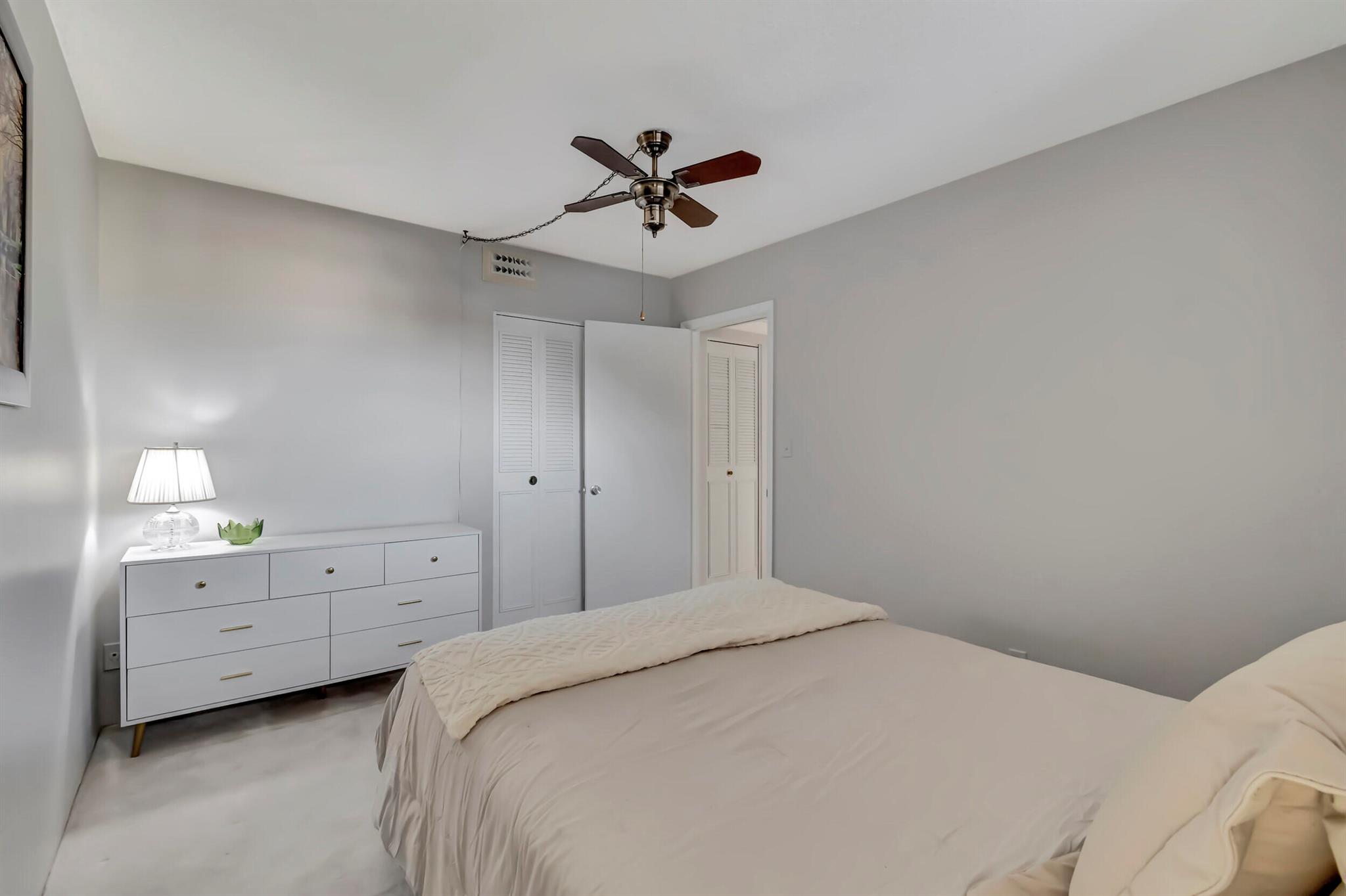 2682 S Garden Drive 311 Property Photo 14