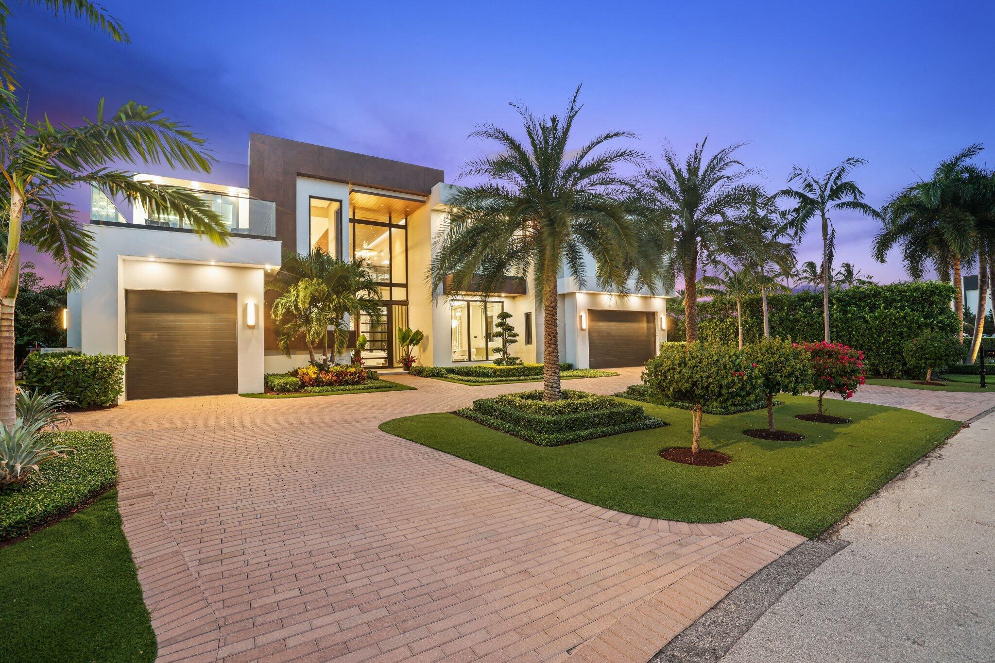 2391 Areca Palm Road Property Photo 6