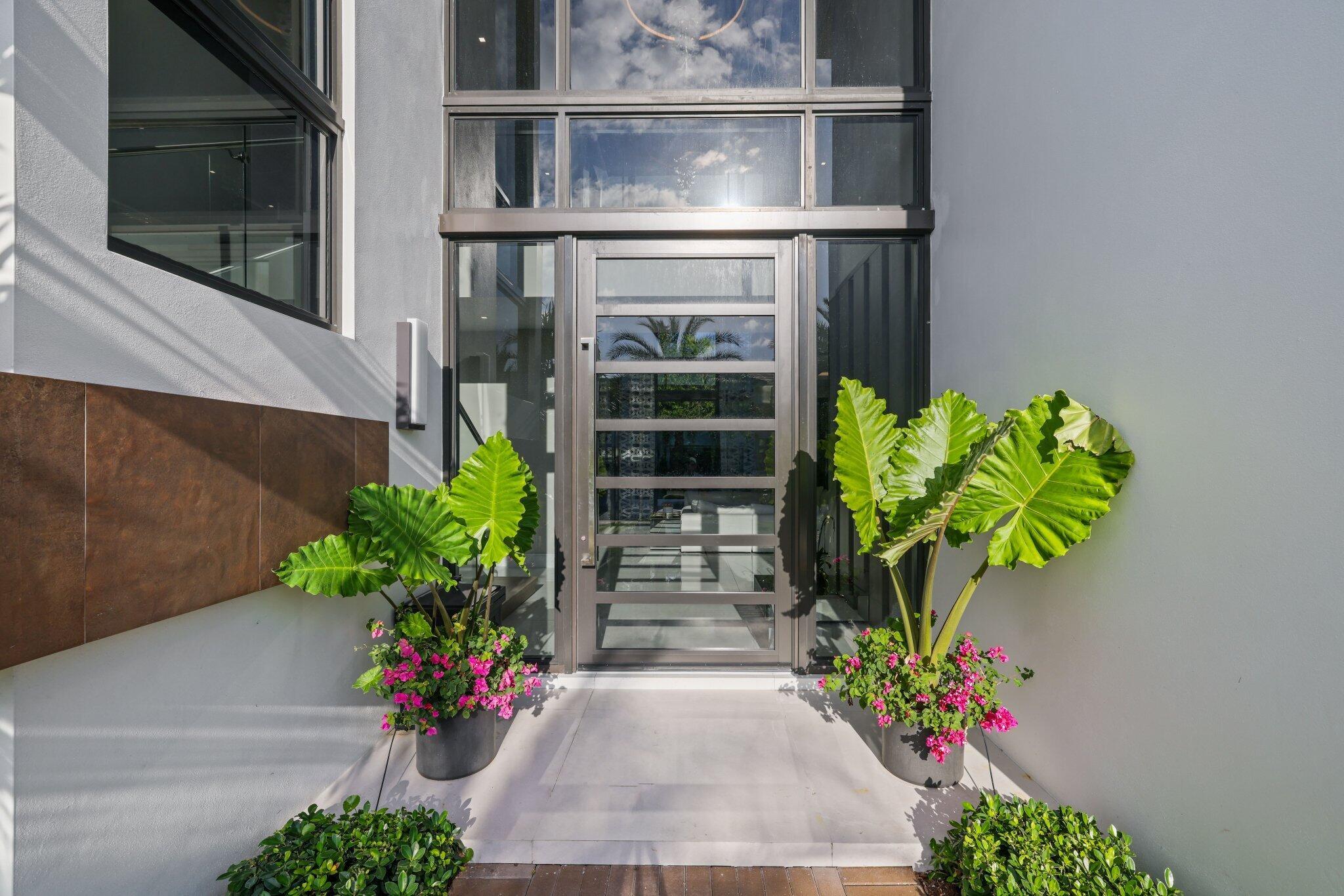 2391 Areca Palm Road Property Photo 10