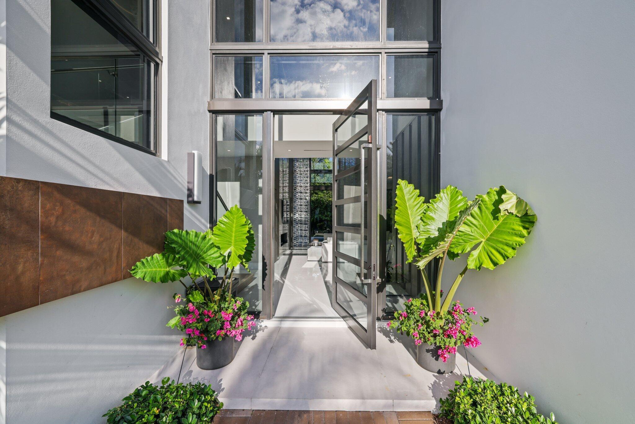 2391 Areca Palm Road Property Photo 11