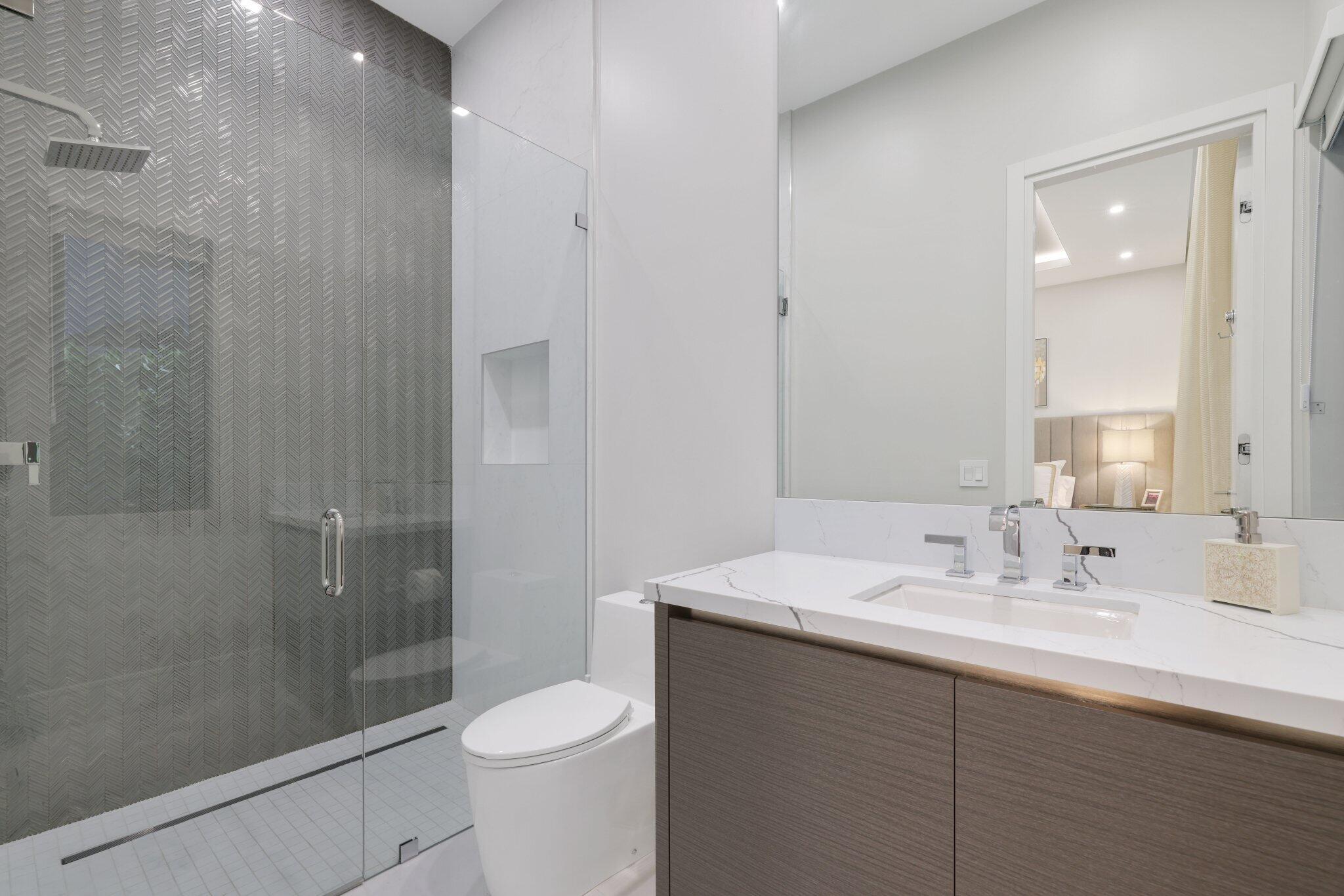 2391 Areca Palm Road Property Photo 38