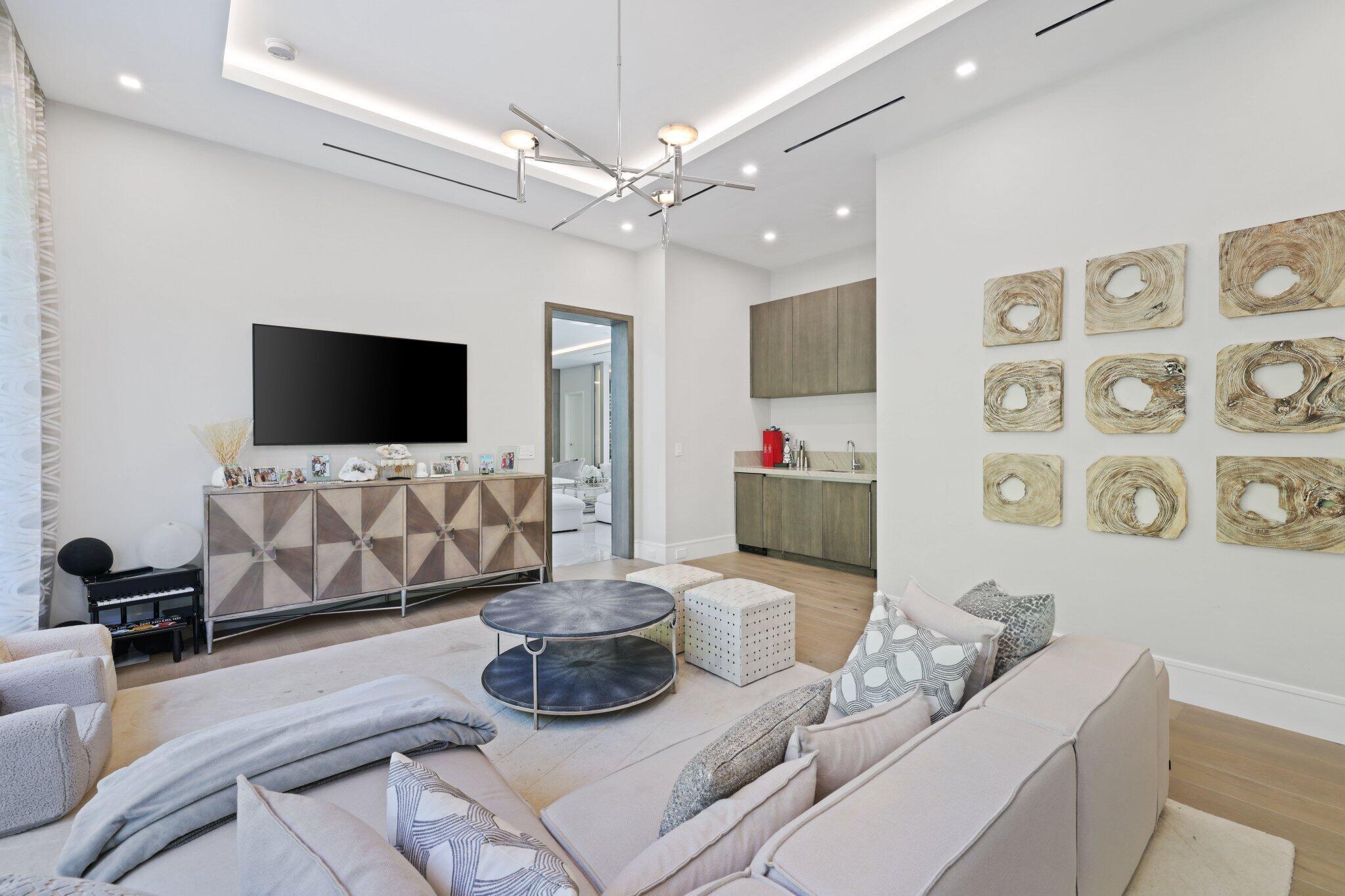 2391 Areca Palm Road Property Photo 40