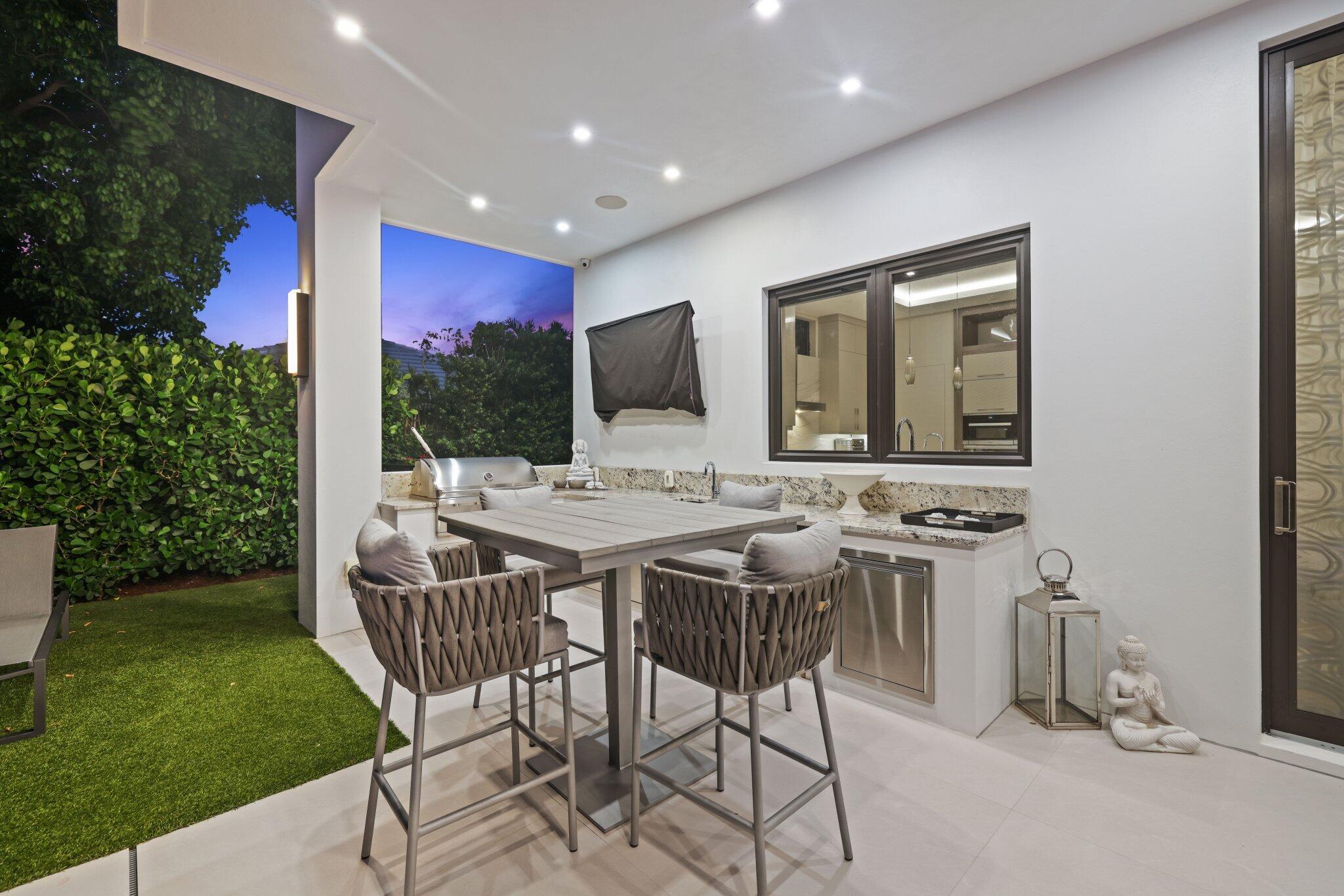 2391 Areca Palm Road Property Photo 89