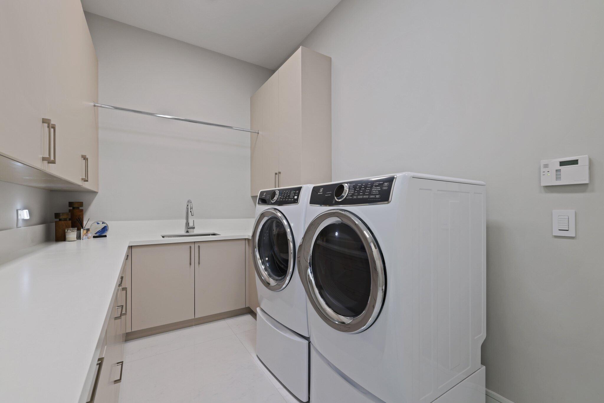 2391 Areca Palm Road Property Photo 110