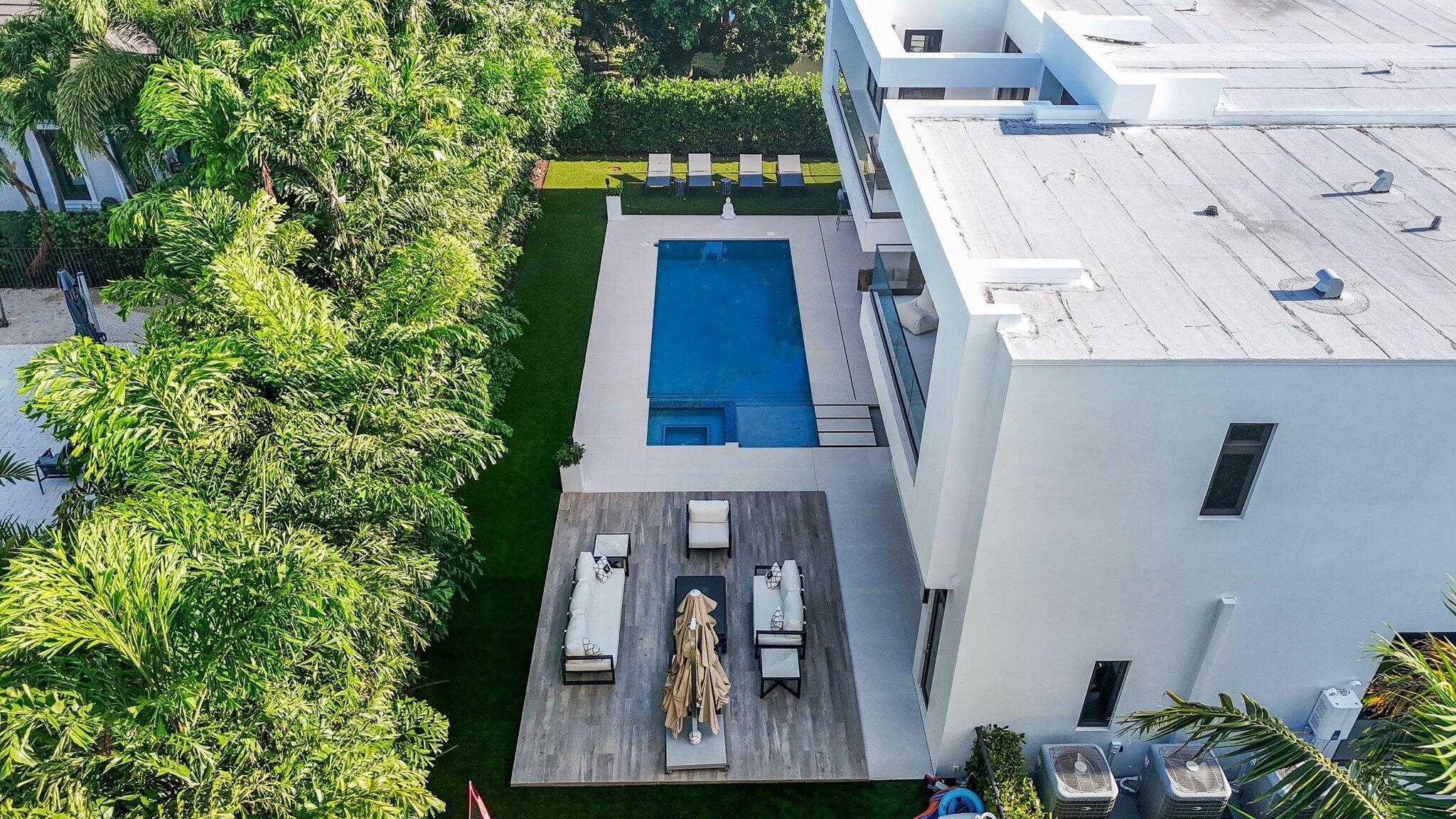 2391 Areca Palm Road Property Photo 114