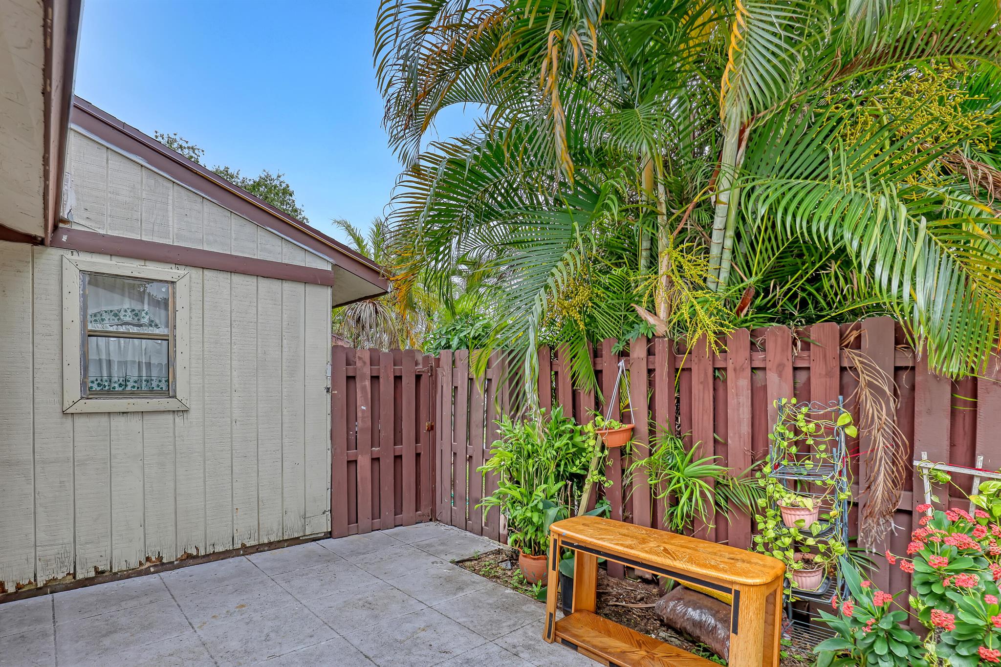 1871 Abbey Road 19a Property Photo 7
