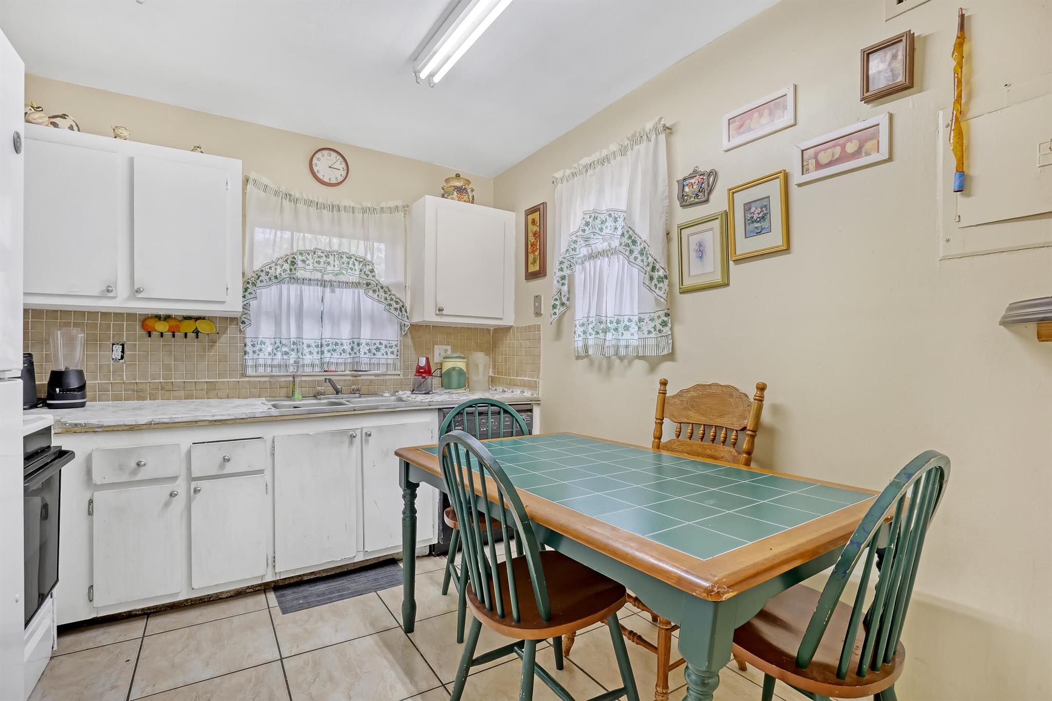 1871 Abbey Road 19a Property Photo 13