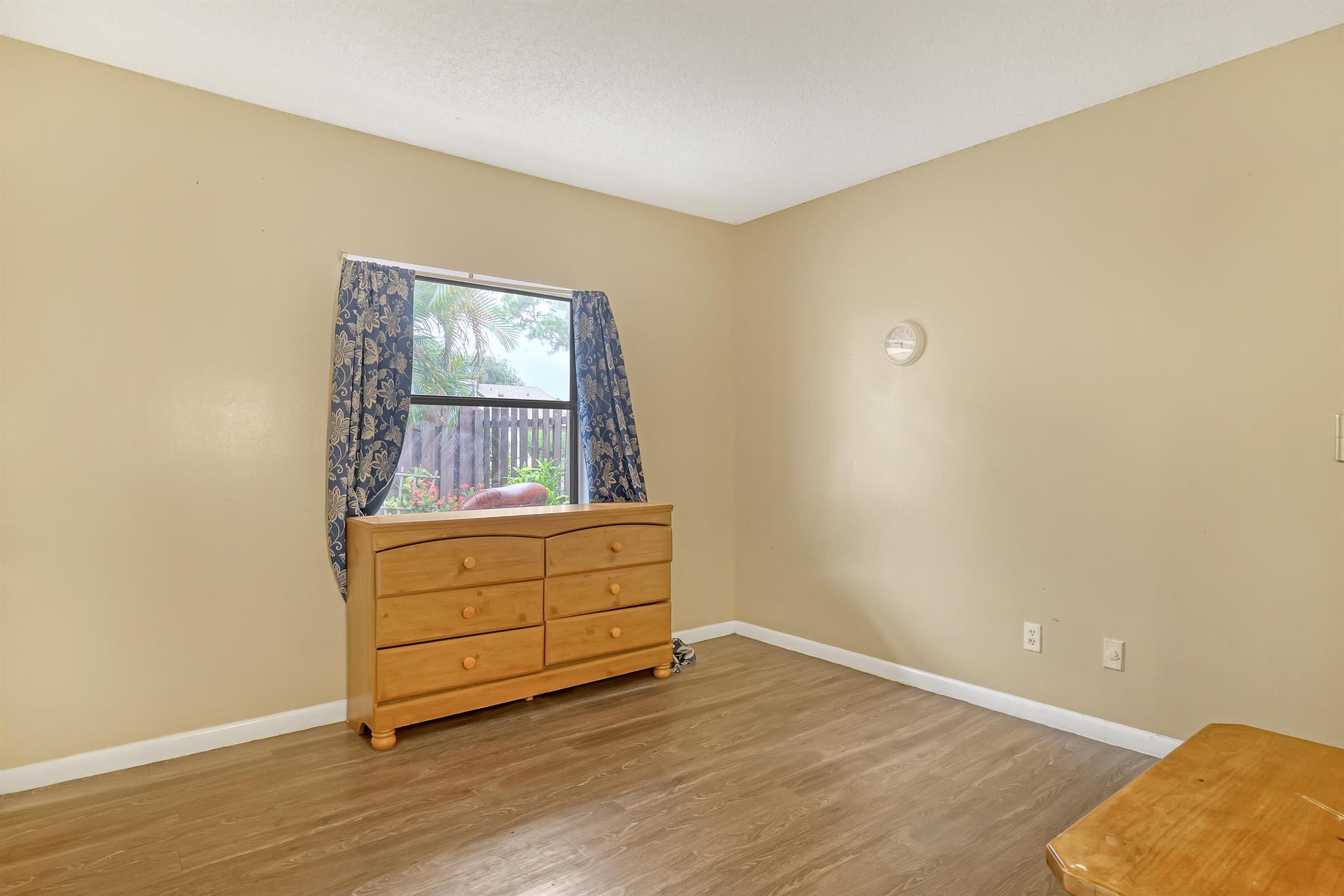 1871 Abbey Road 19a Property Photo 21