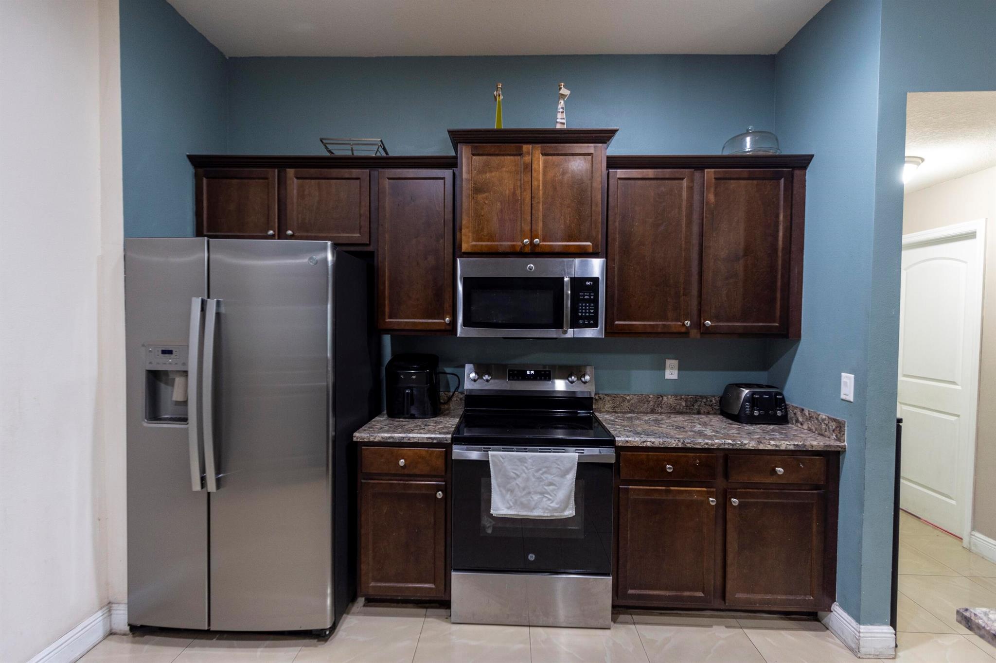 180 Sw Amesbury Avenue Property Photo 11