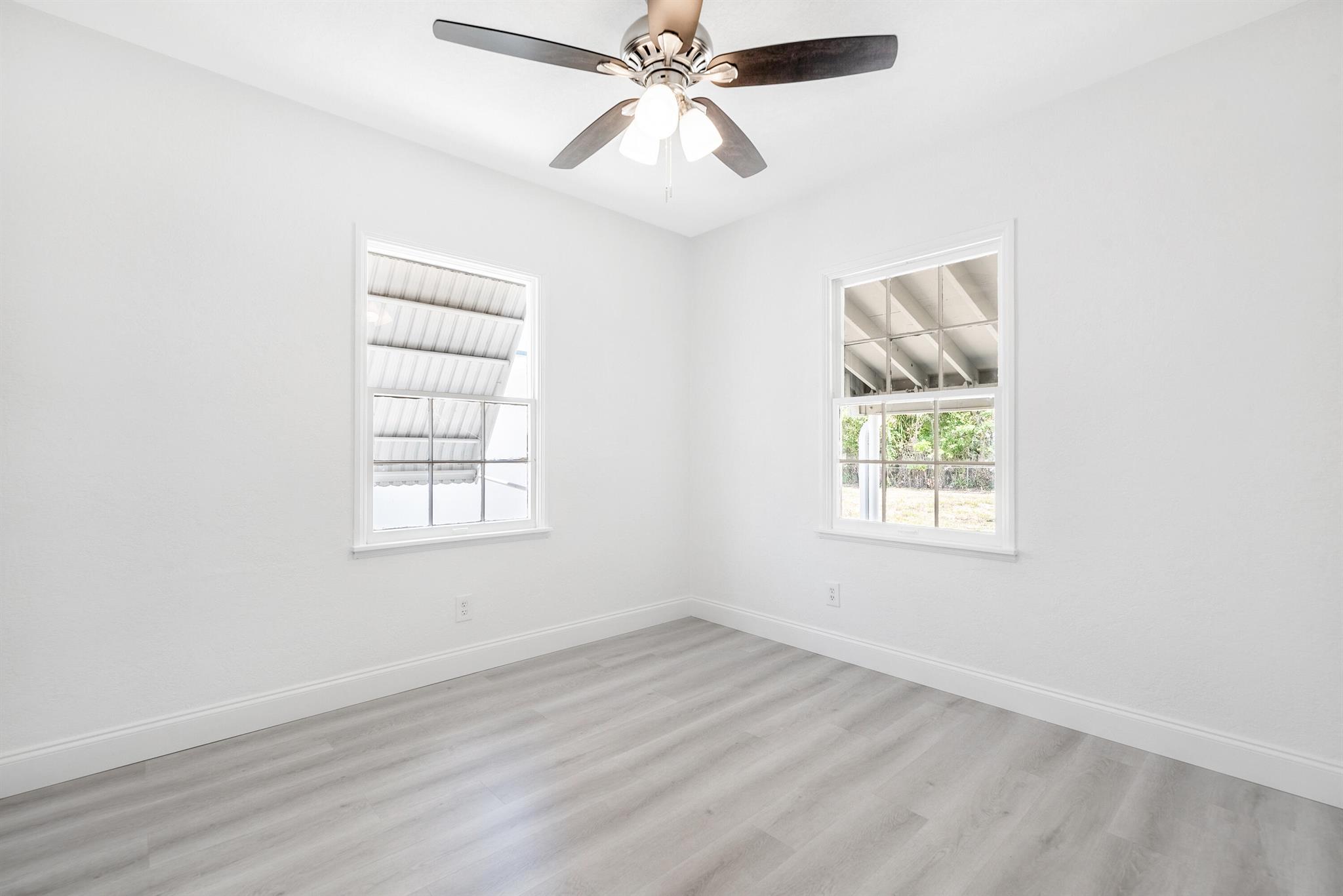 500 Sw 10 Street Property Photo 12
