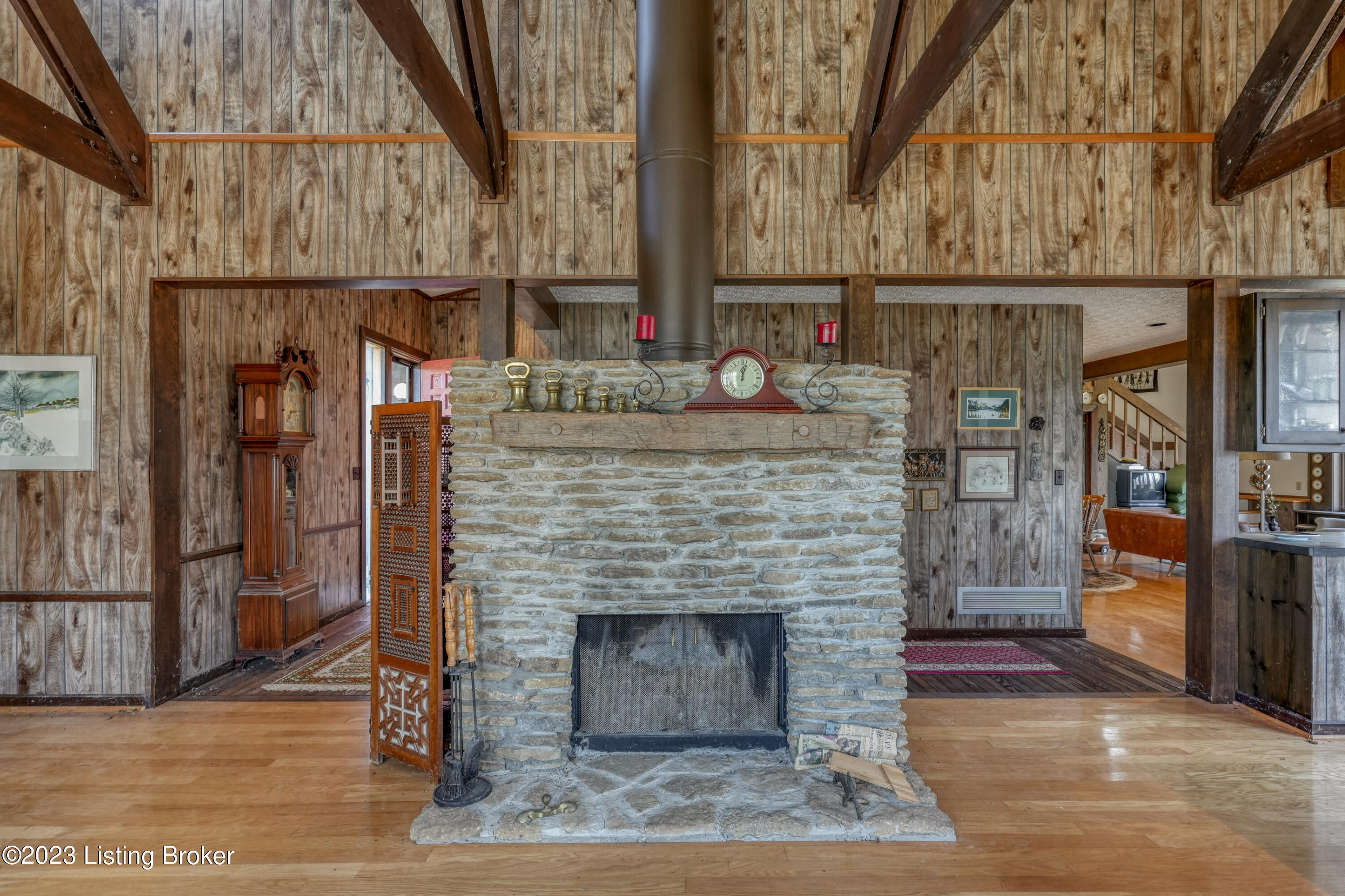 14411 Old Henry Rd Property Photo 6