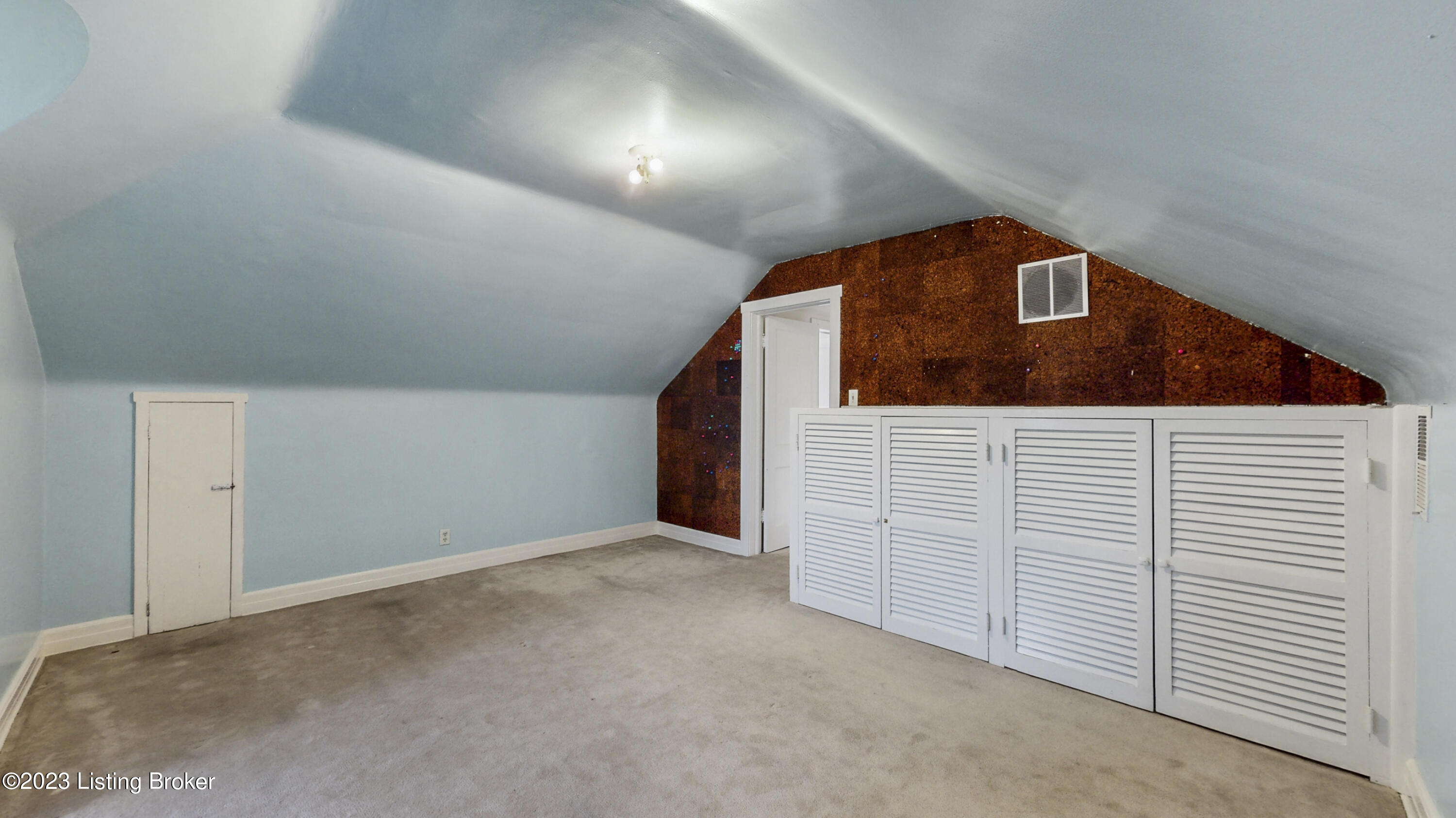 531 Barberry Ln Property Photo 60