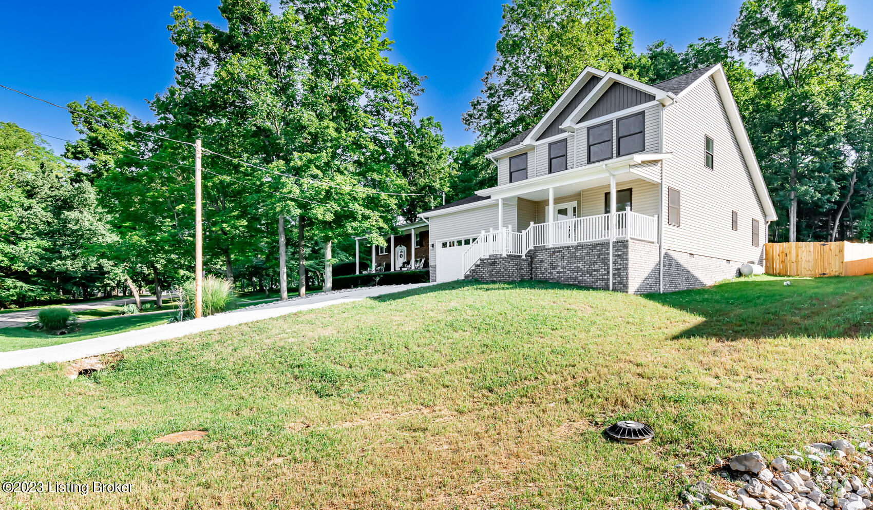 287 Hampton Rd Property Photo