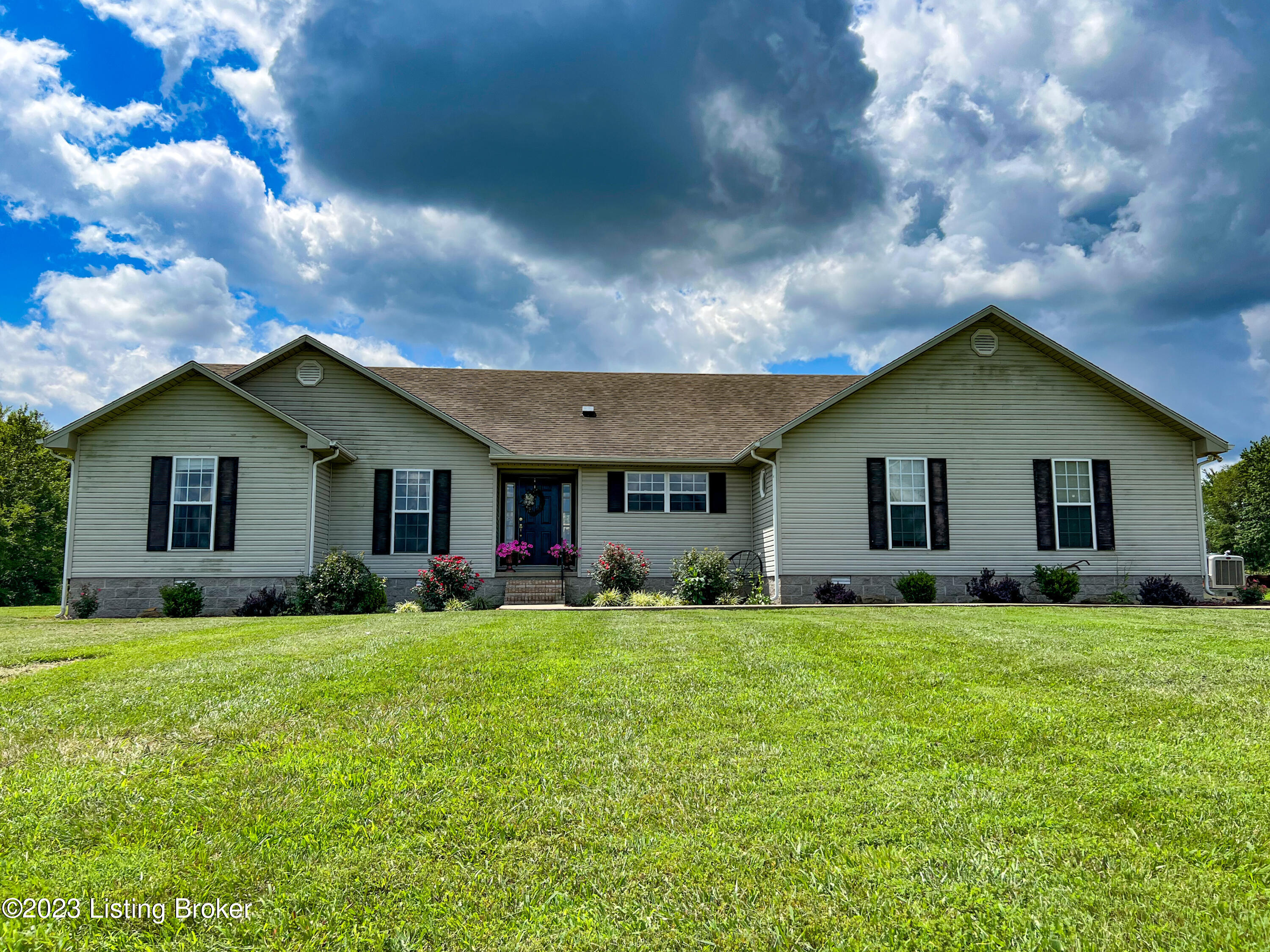 947 Wilson Church Rd Property Photo