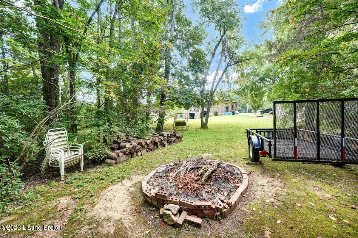 4708 Fox Chase Dr Property Photo 9