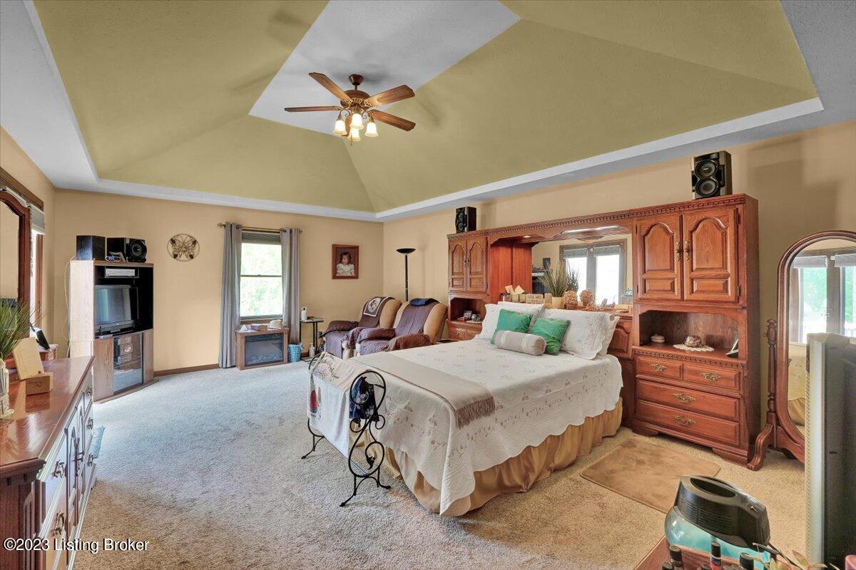 4708 Fox Chase Dr Property Photo 40