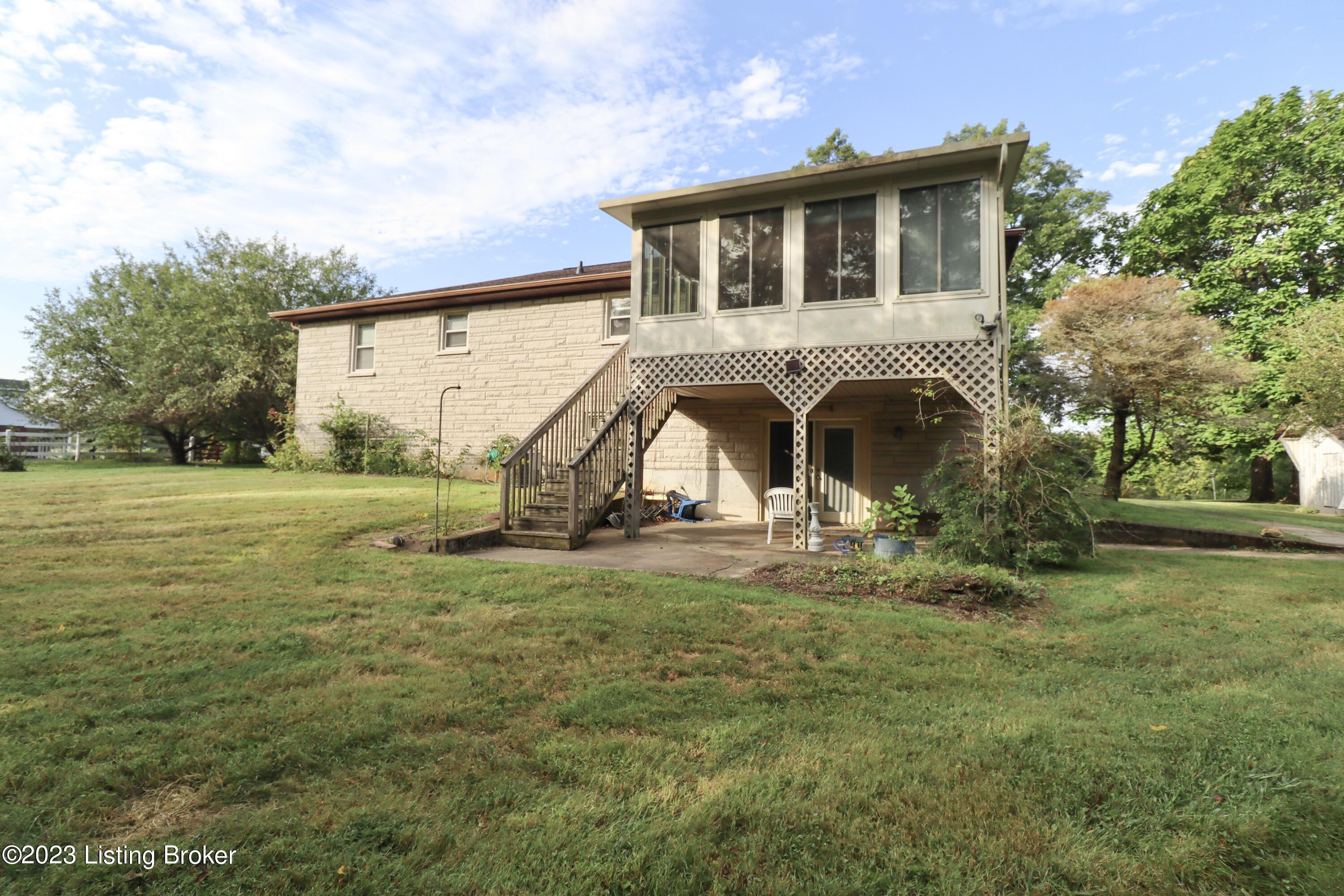 635 Blossom Ridge Rd Property Photo 6