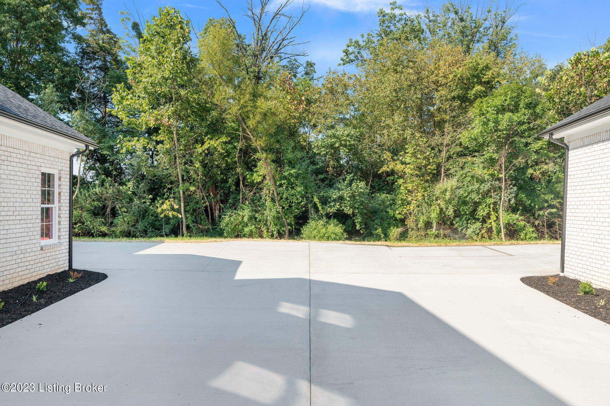 1010 Rowan Creek Dr Property Photo 41