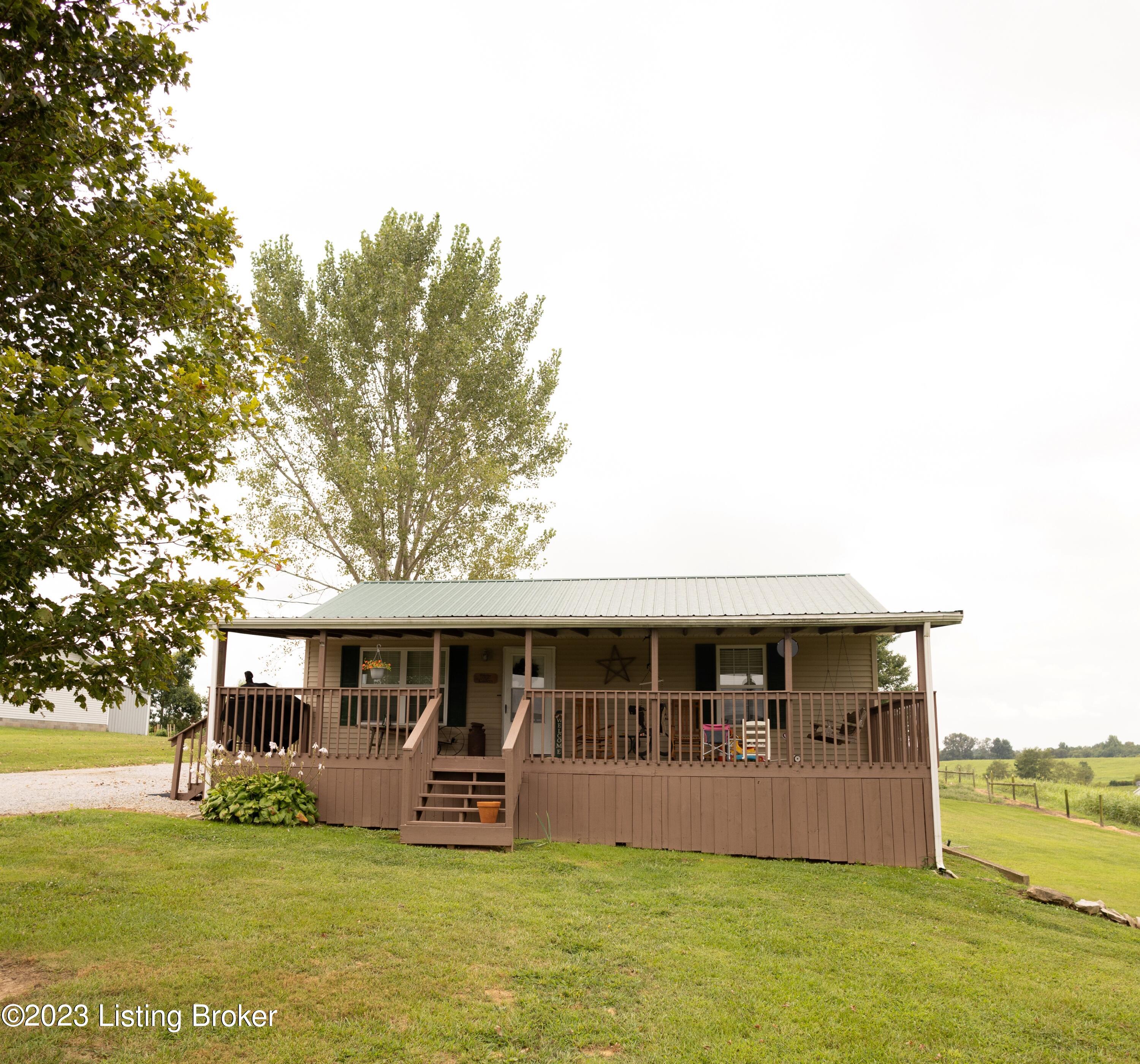281 Logan Skaggs Rd Property Photo