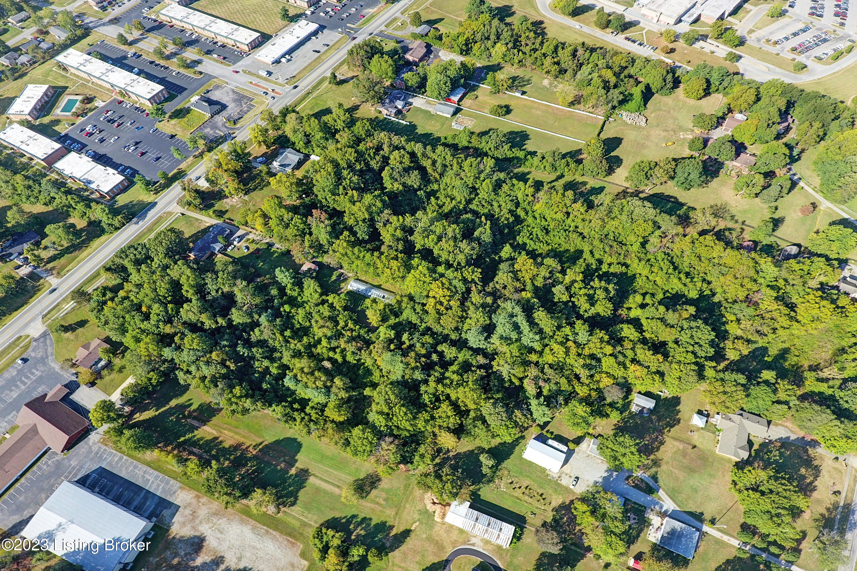 6813 Outer Loop Property Photo 5