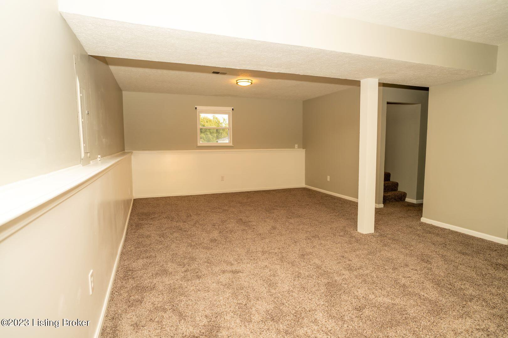131 Meadowlake Dr Property Photo 44