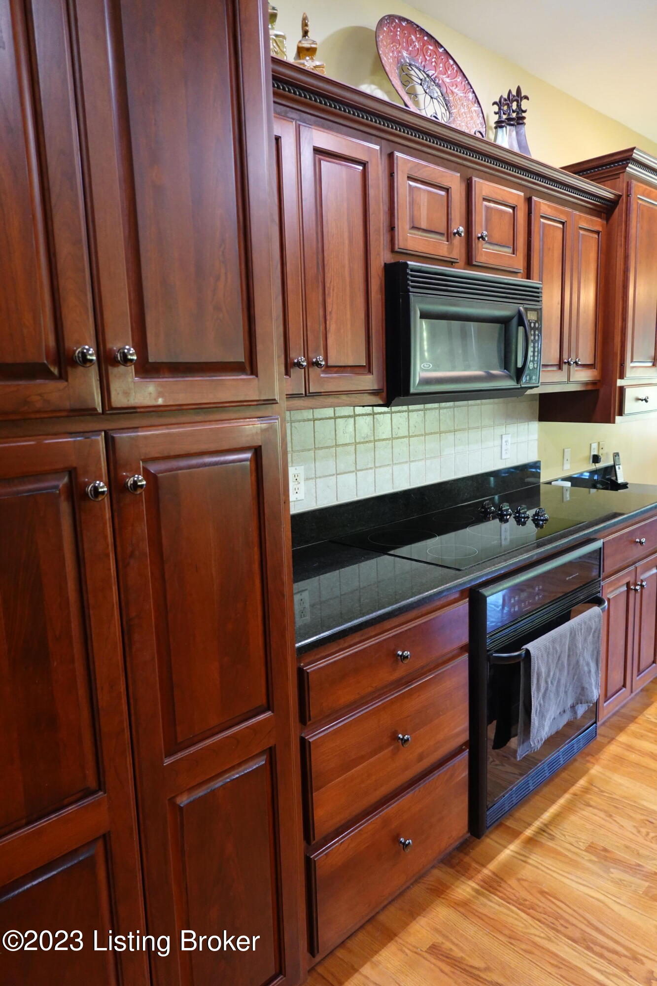 1106 Metalwood Dr Property Photo 18