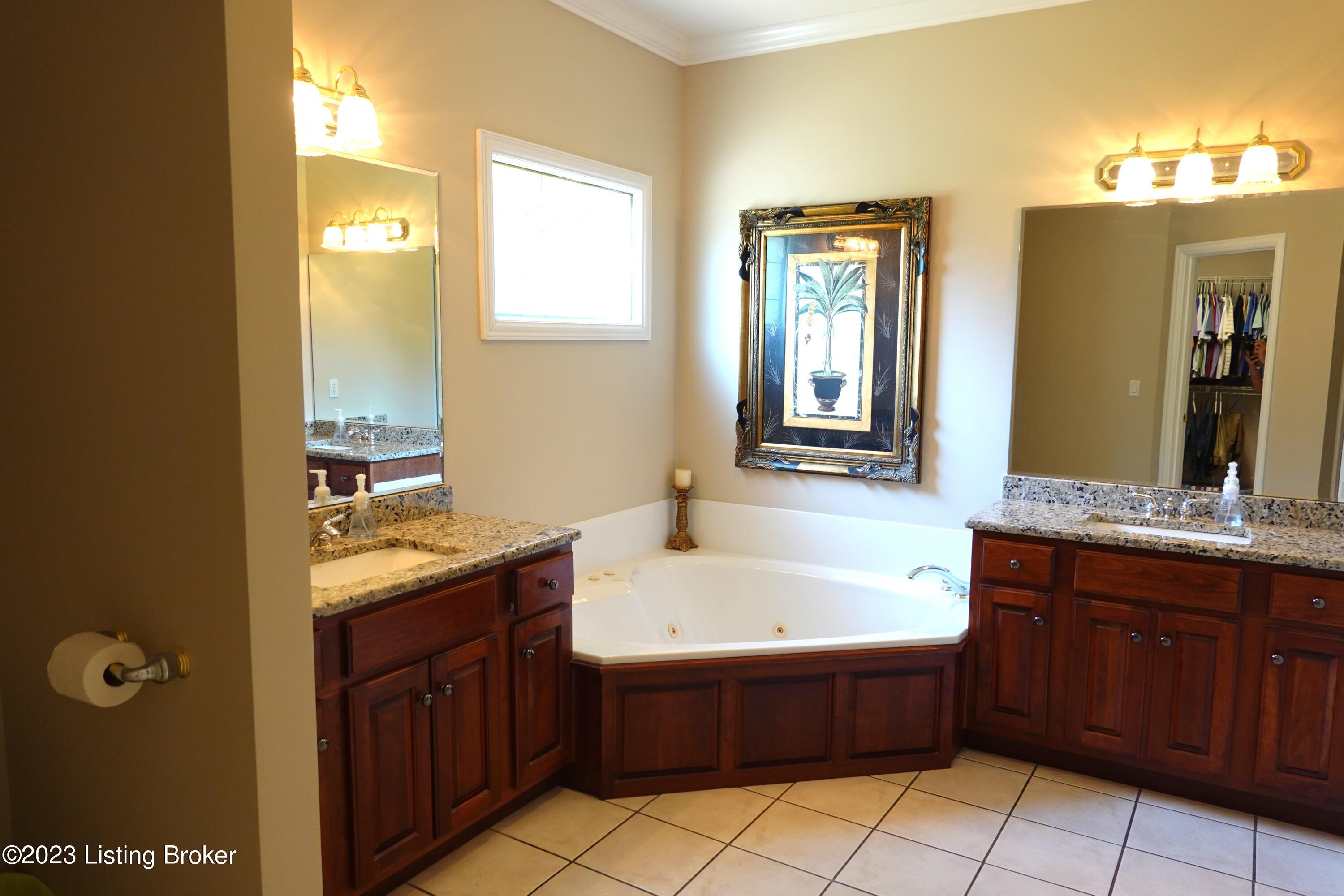 1106 Metalwood Dr Property Photo 27