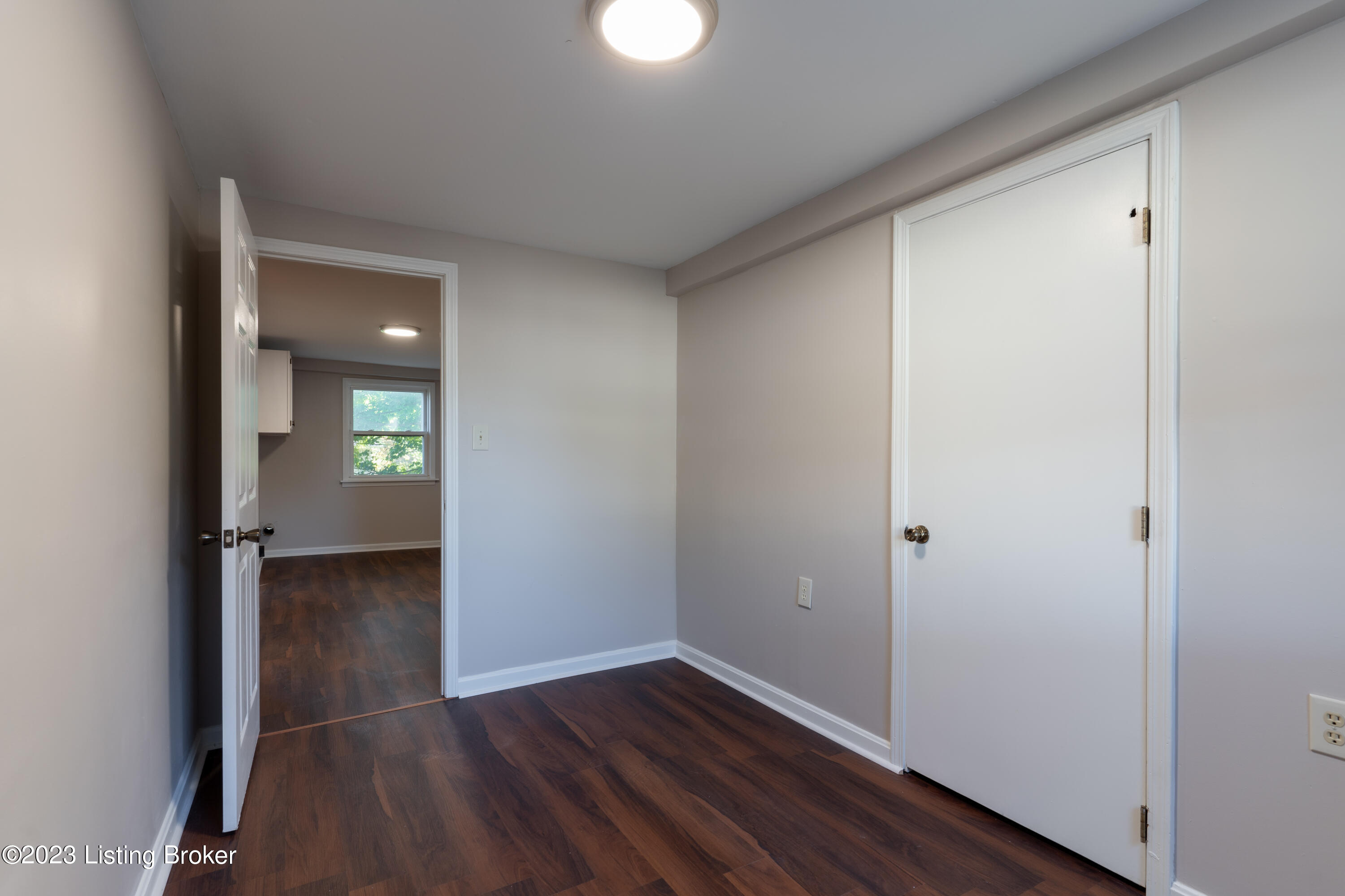 362 Crocus Dr Property Photo 20