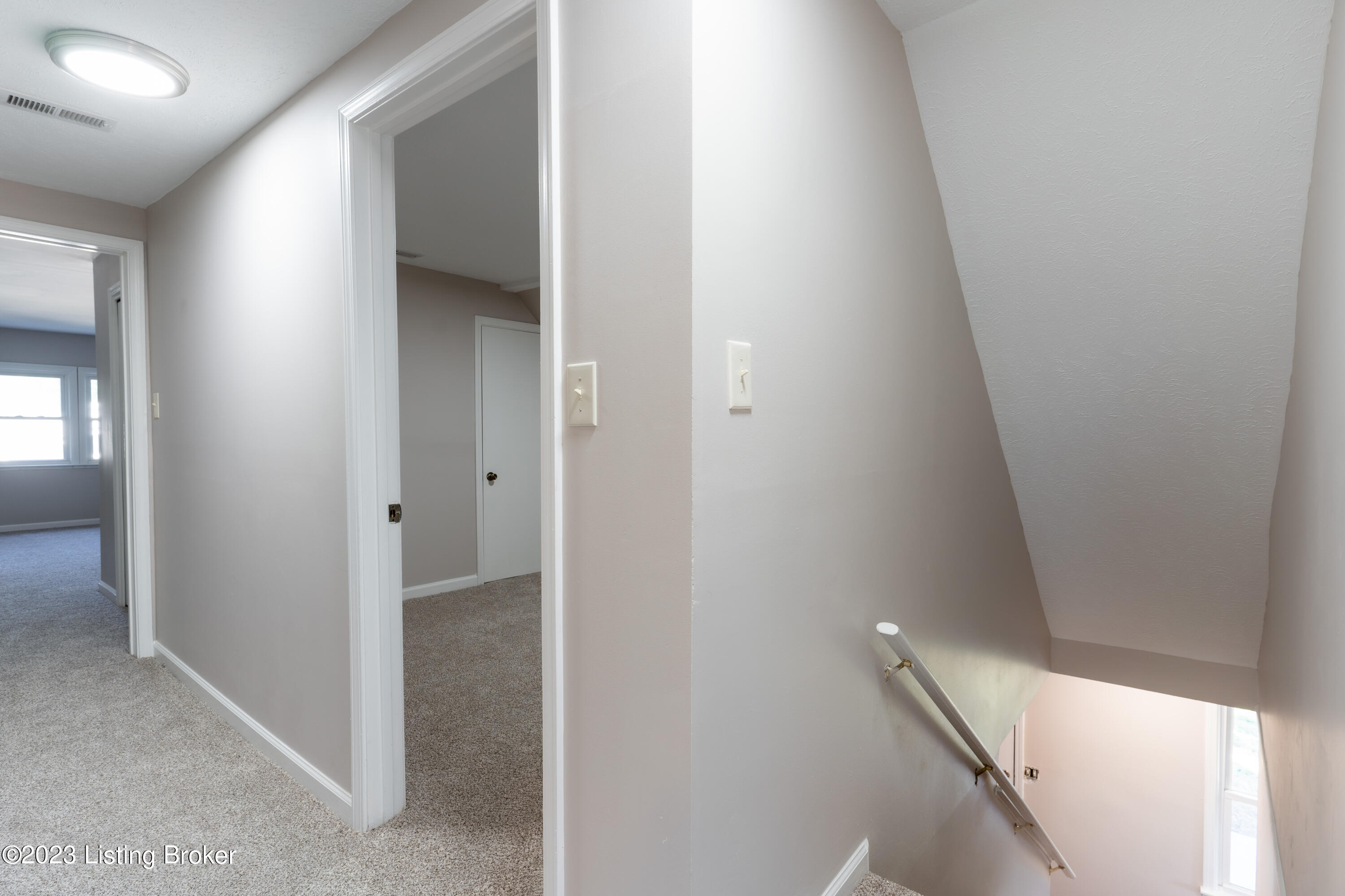 362 Crocus Dr Property Photo 24
