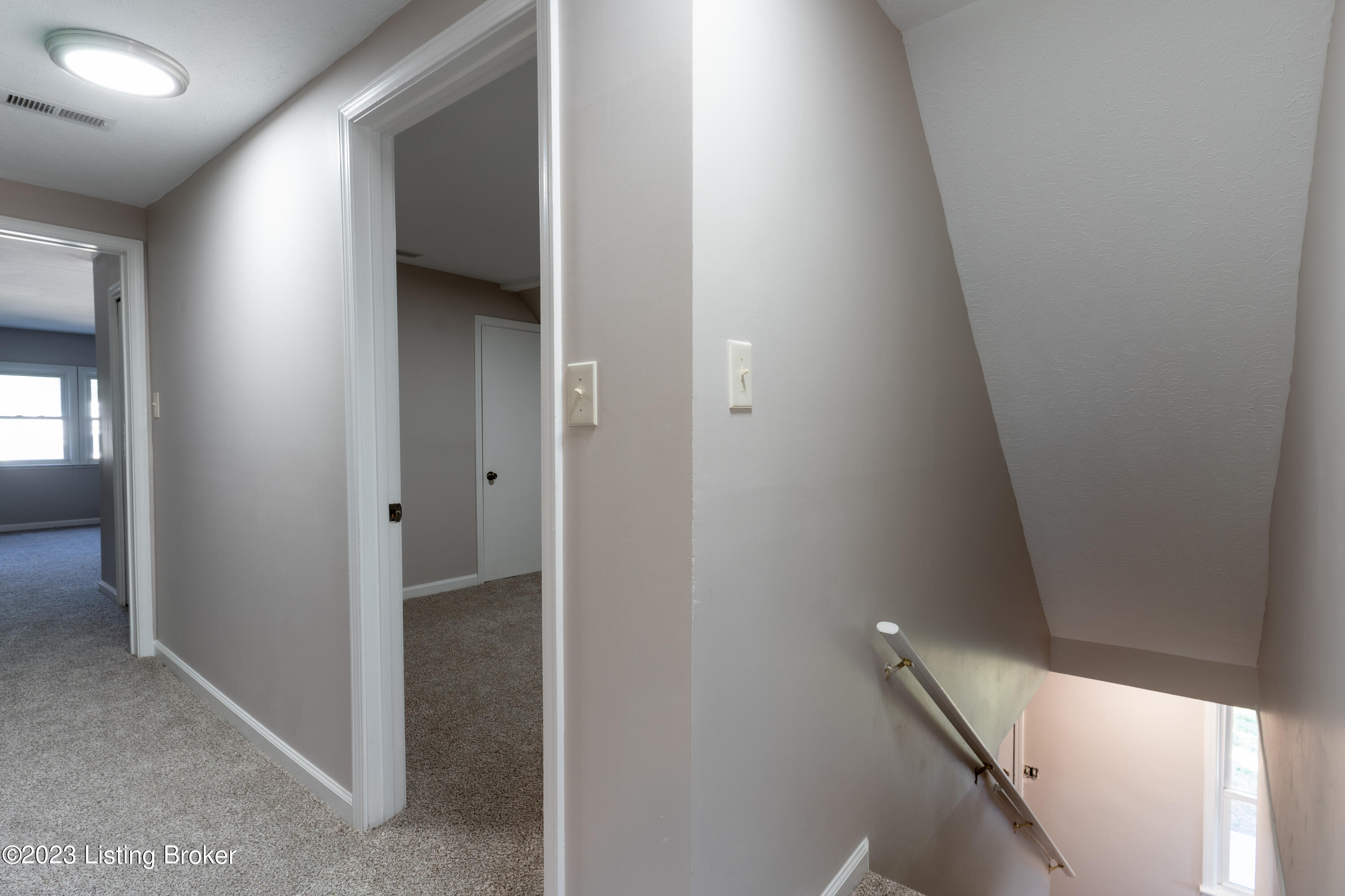 362 Crocus Dr Property Photo 25