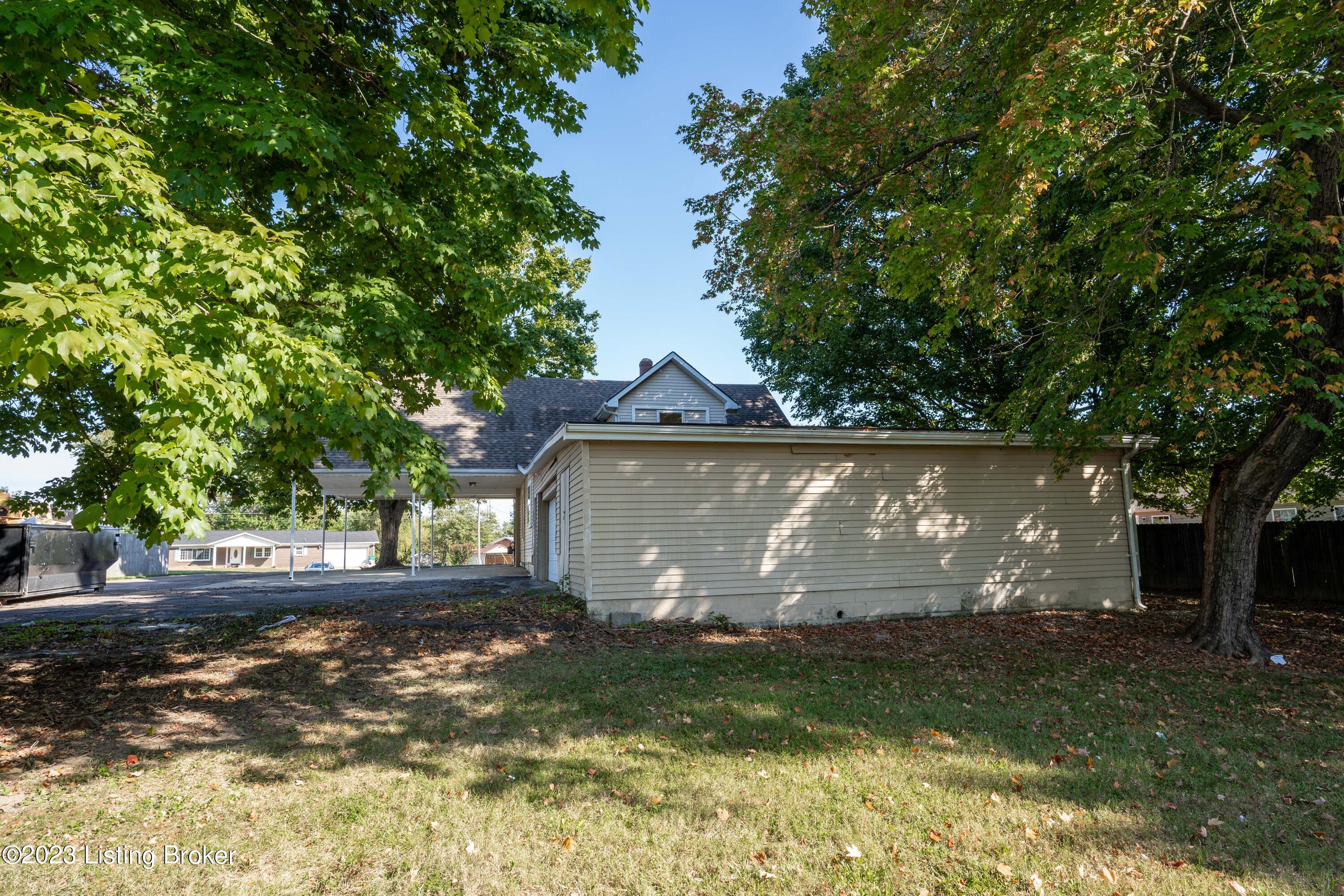 362 Crocus Dr Property Photo 45
