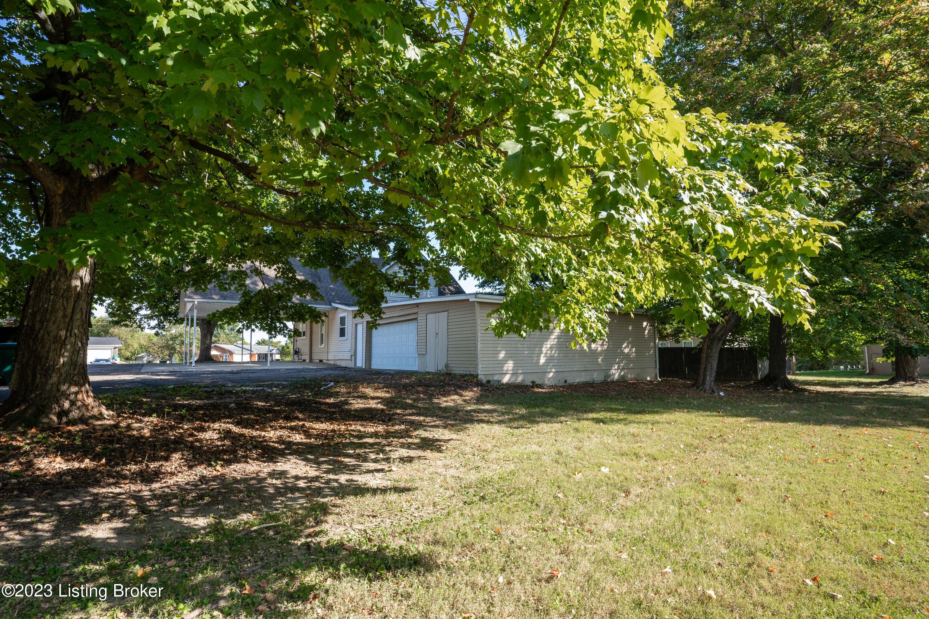 362 Crocus Dr Property Photo 46