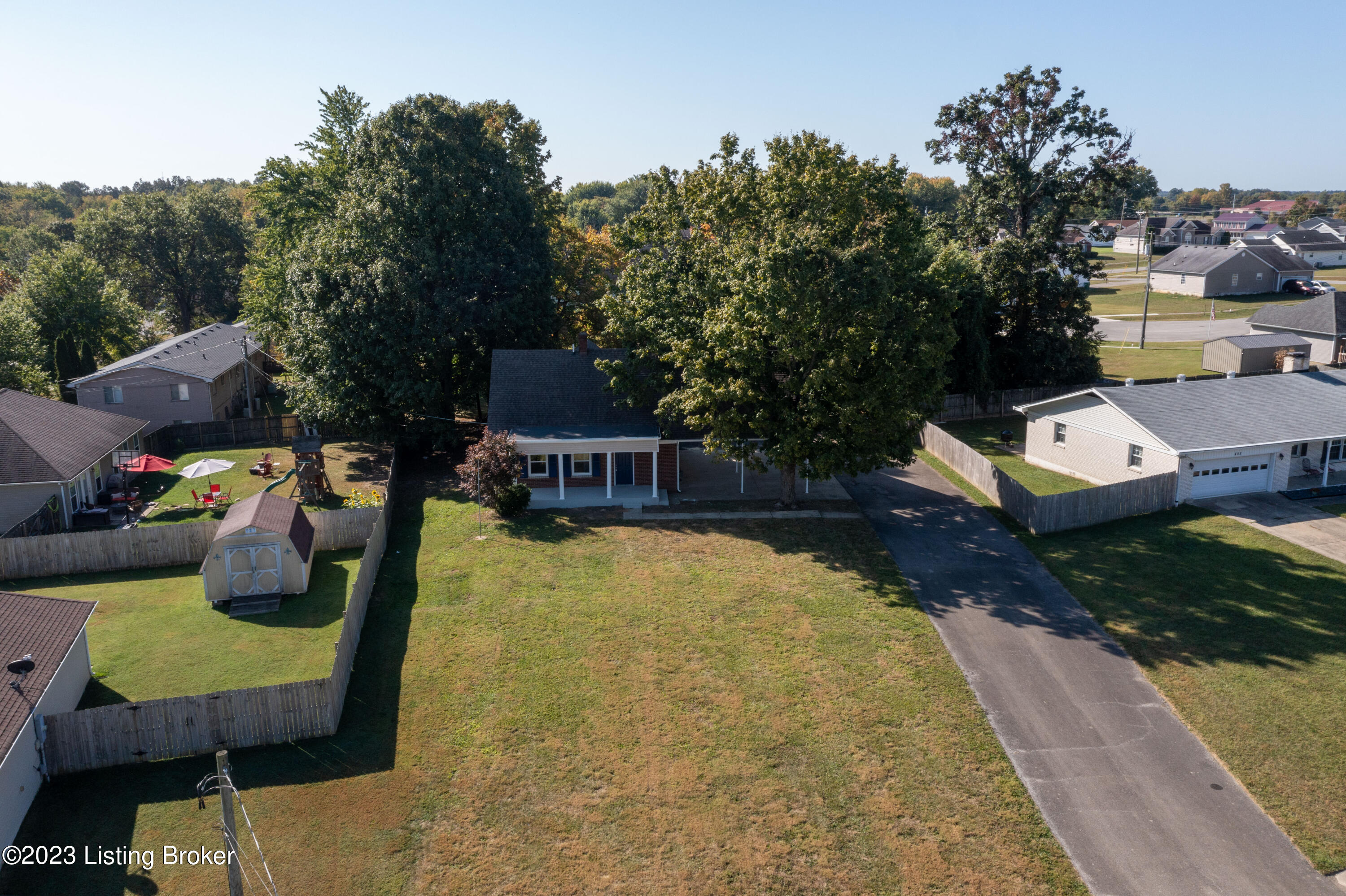 362 Crocus Dr Property Photo 48