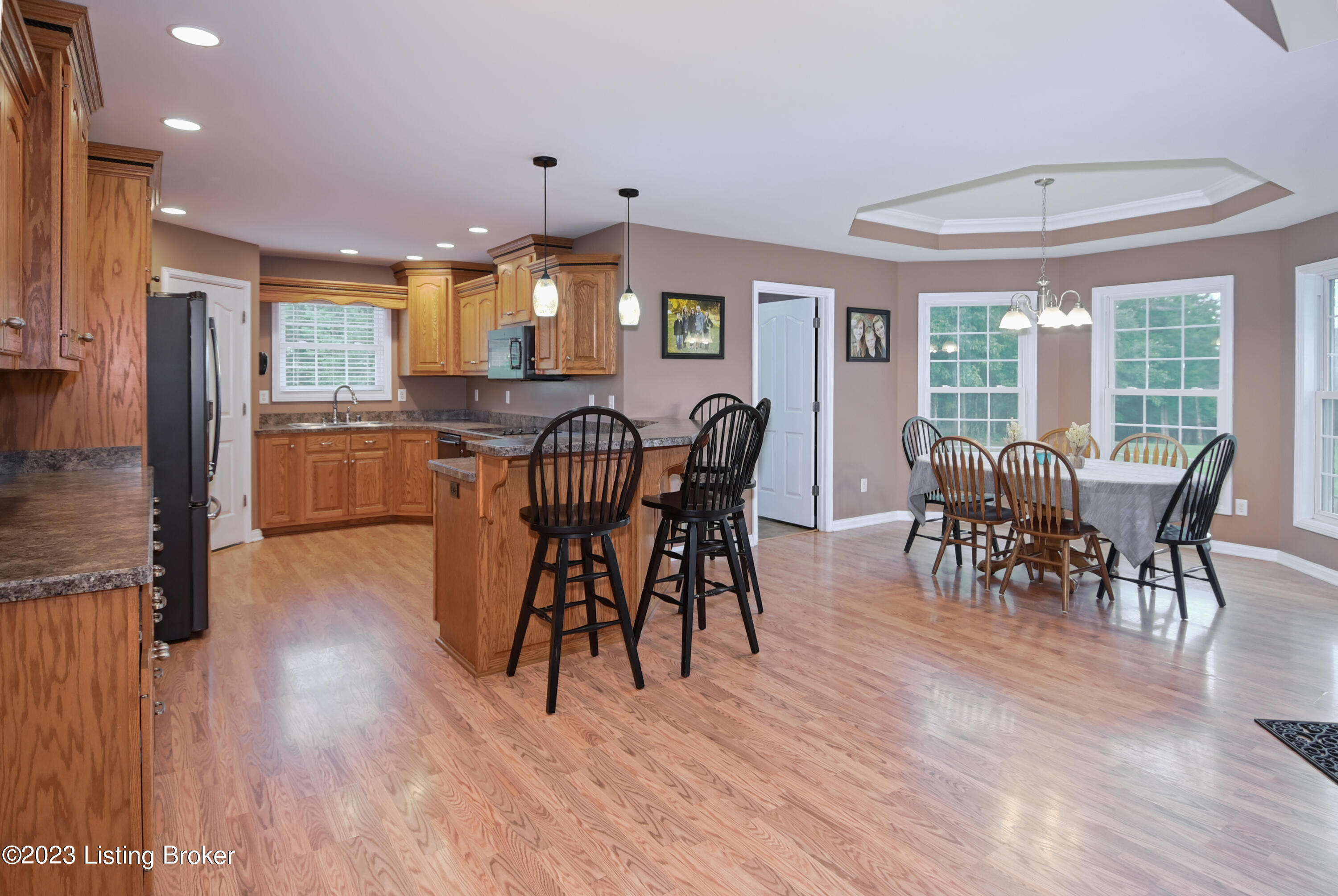 1054 Woodsdale Farm Dr Property Photo 12