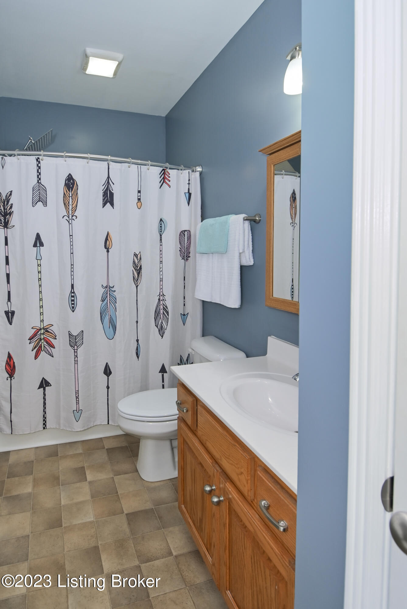 1054 Woodsdale Farm Dr Property Photo 40