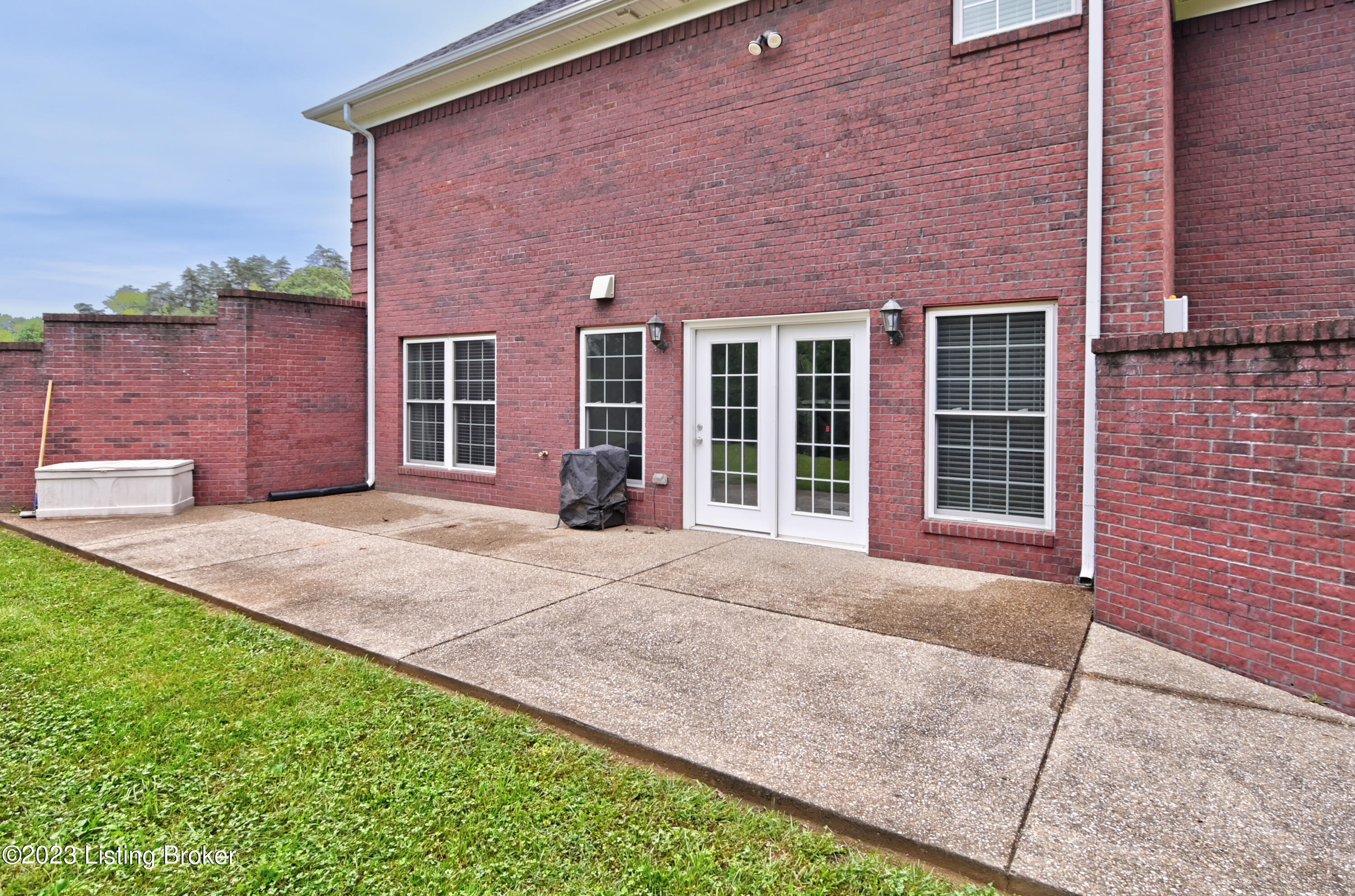 1054 Woodsdale Farm Dr Property Photo 50