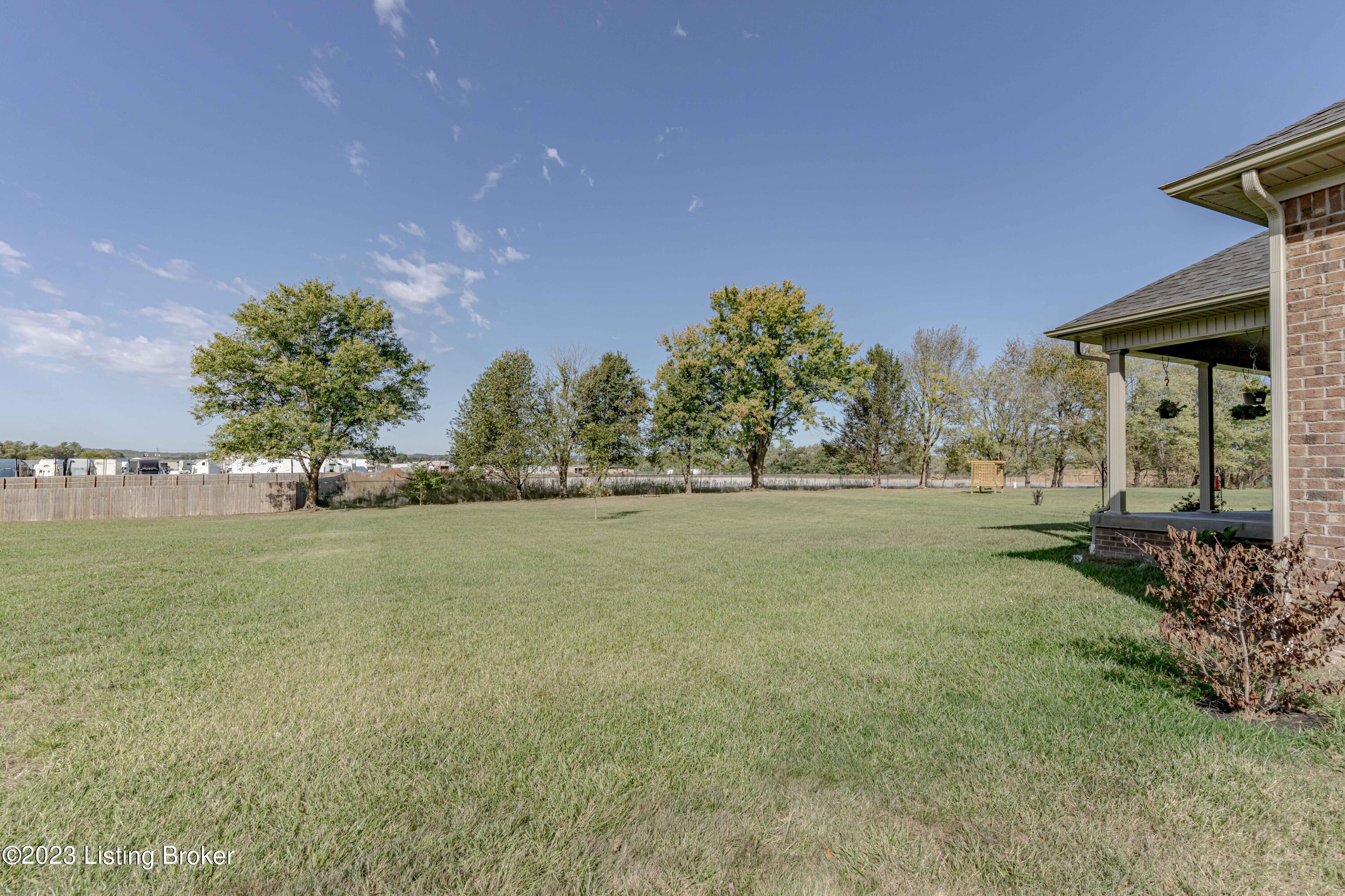 115 Gavin Dr Property Photo 66