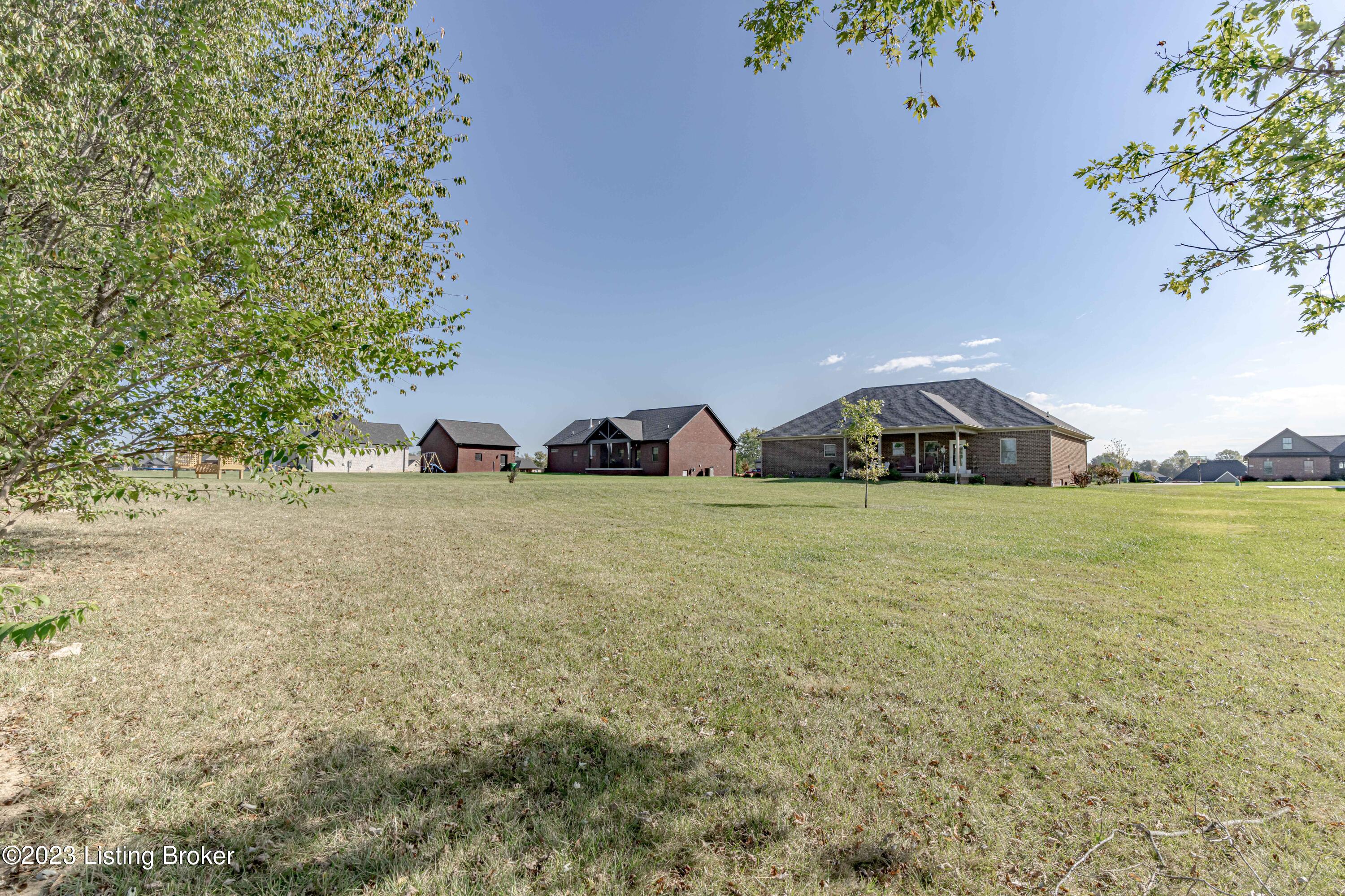 115 Gavin Dr Property Photo 70