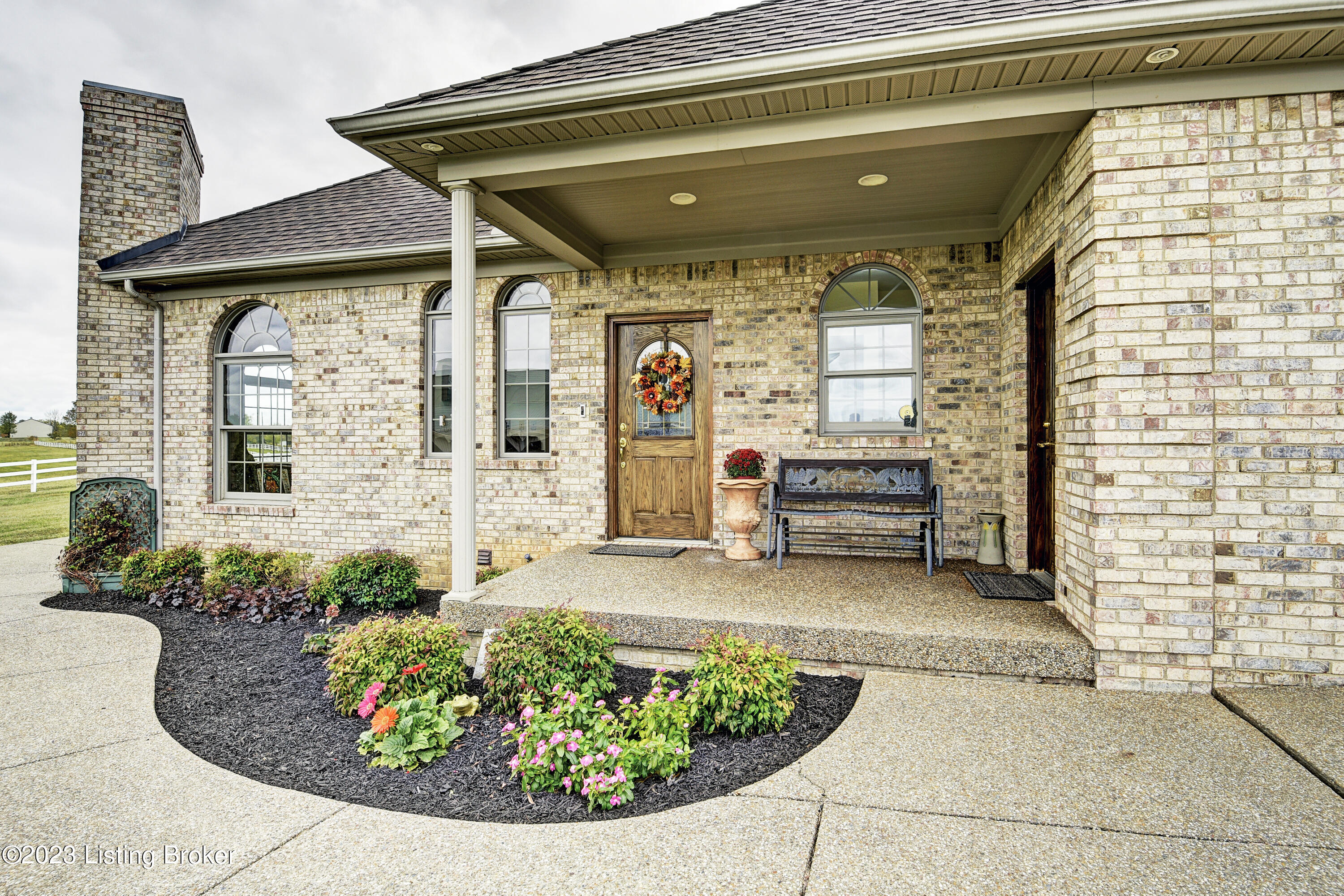 5055 Bloomfield Rd Property Photo 4