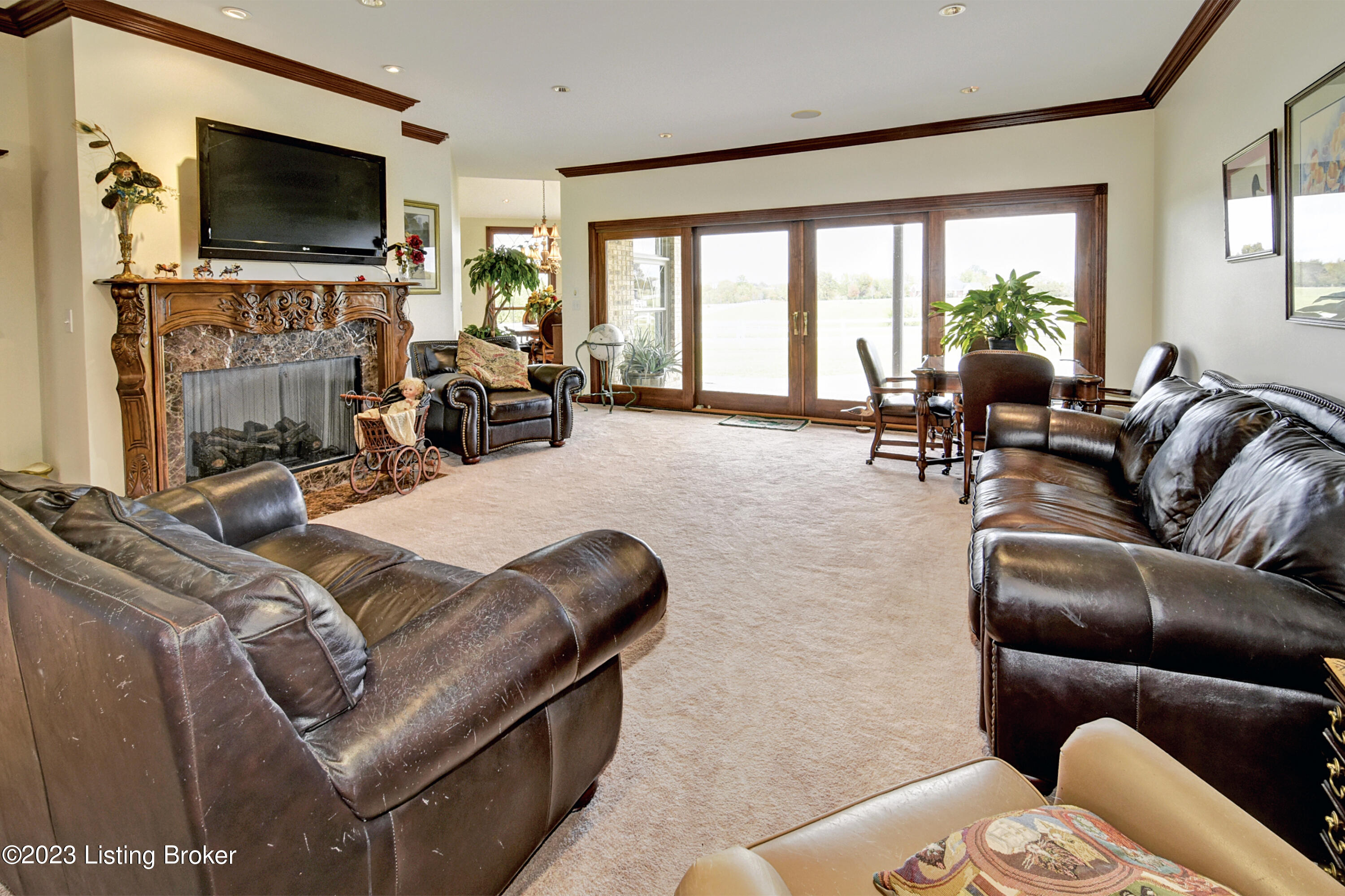 5055 Bloomfield Rd Property Photo 6