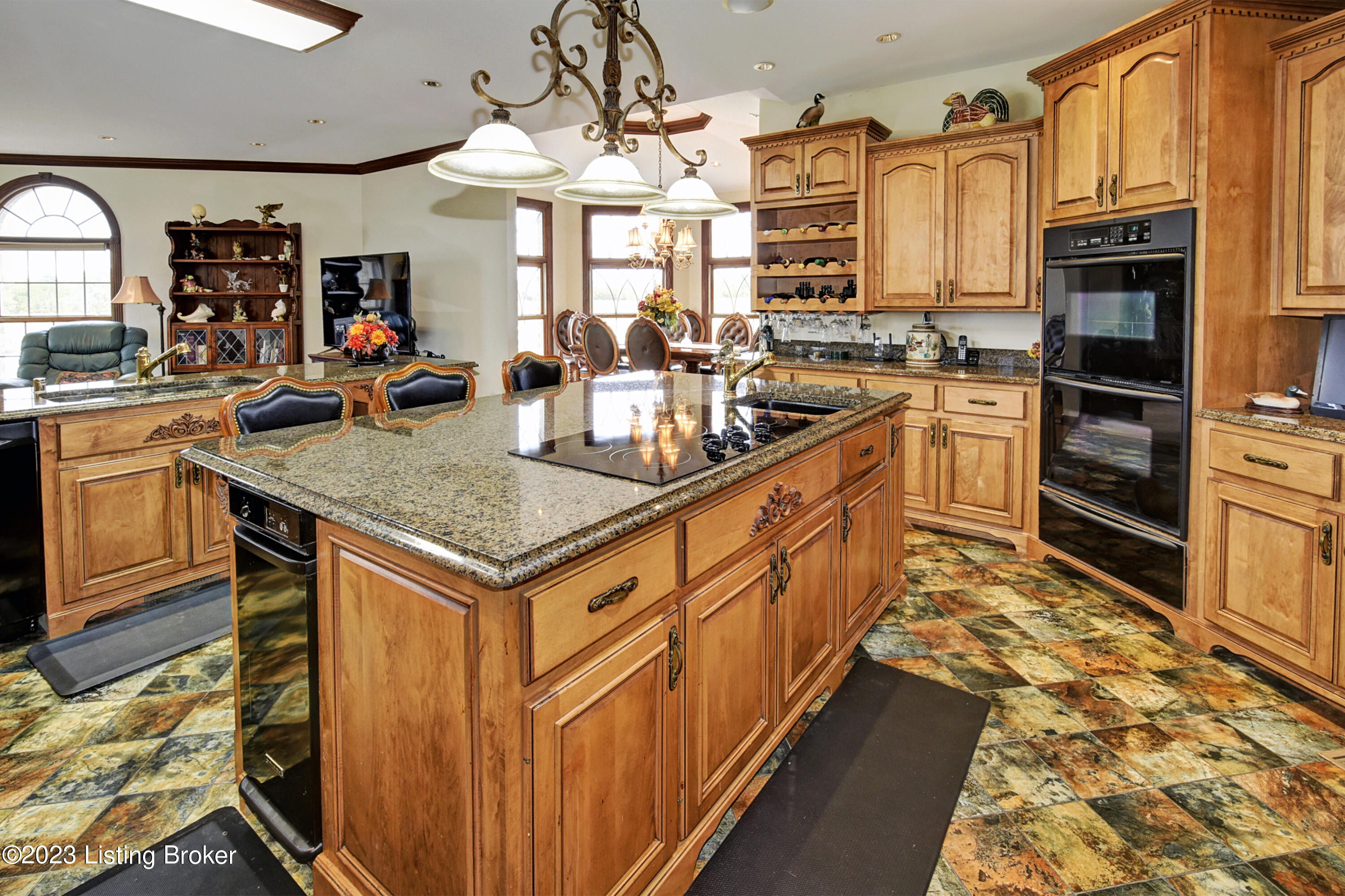 5055 Bloomfield Rd Property Photo 15