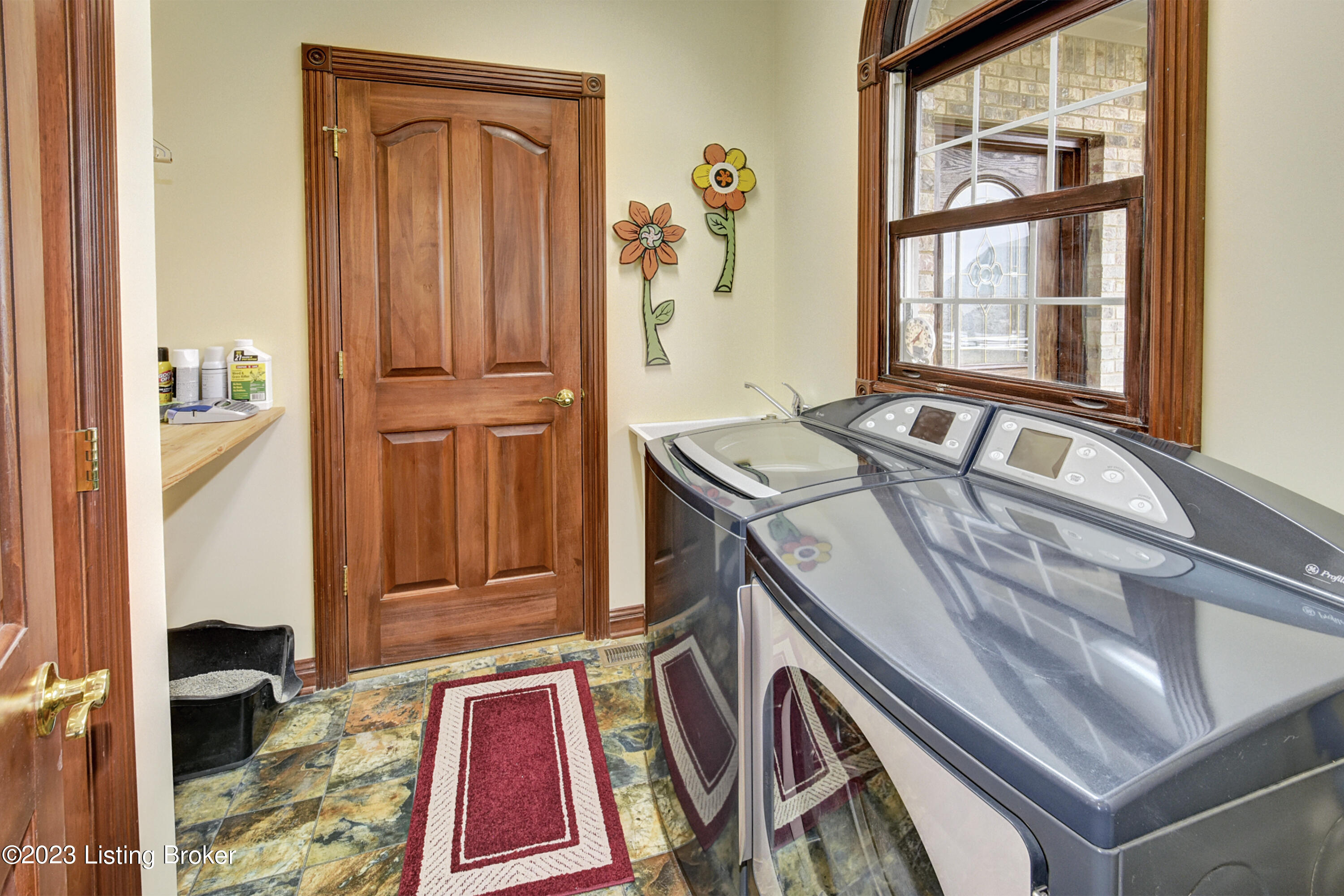 5055 Bloomfield Rd Property Photo 21