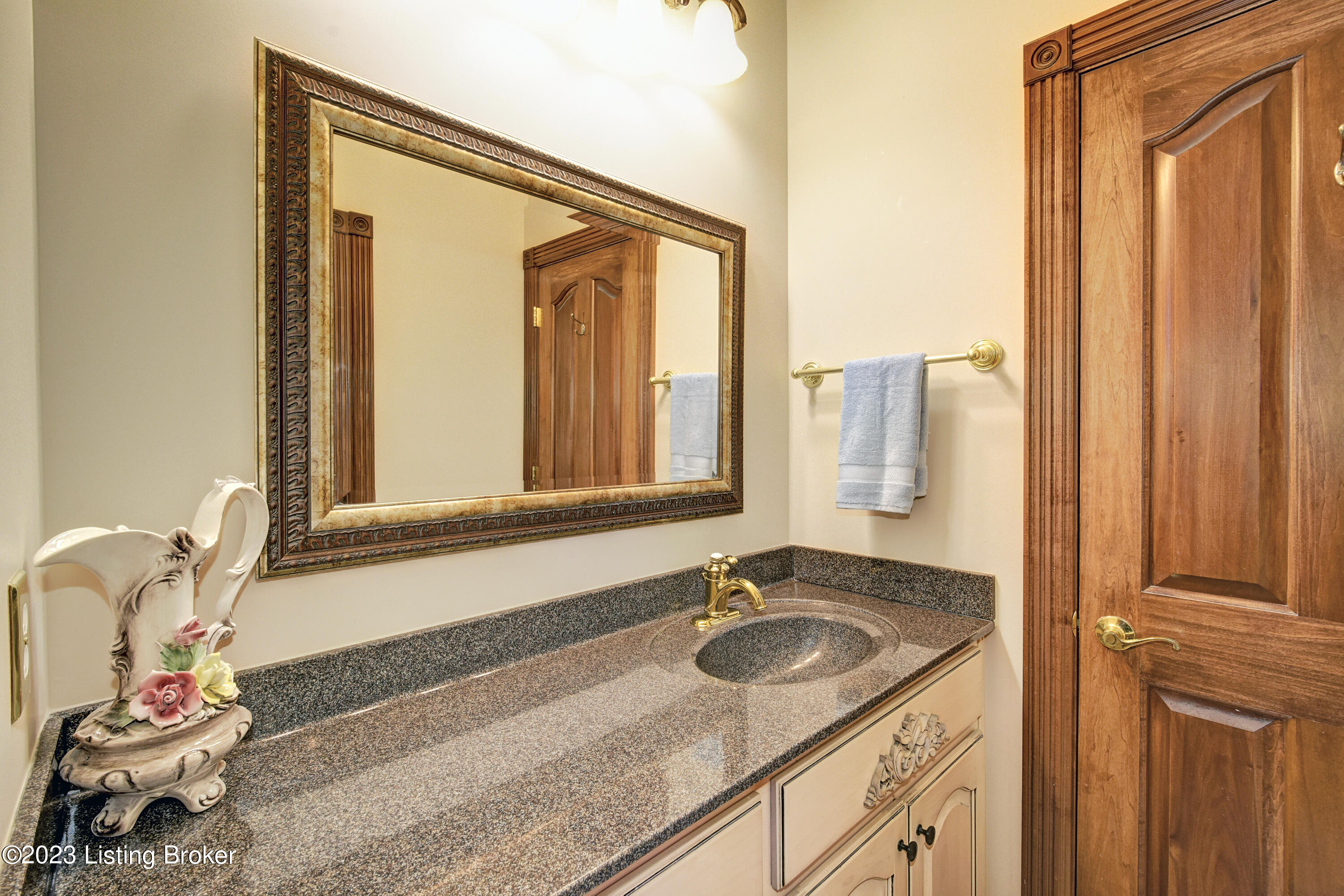 5055 Bloomfield Rd Property Photo 39