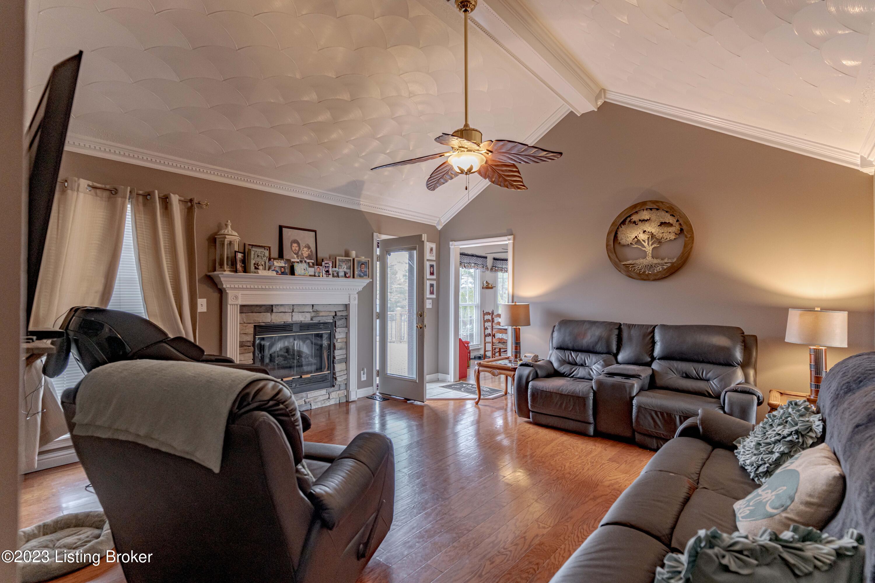 356 Lodie Ln Property Photo 10