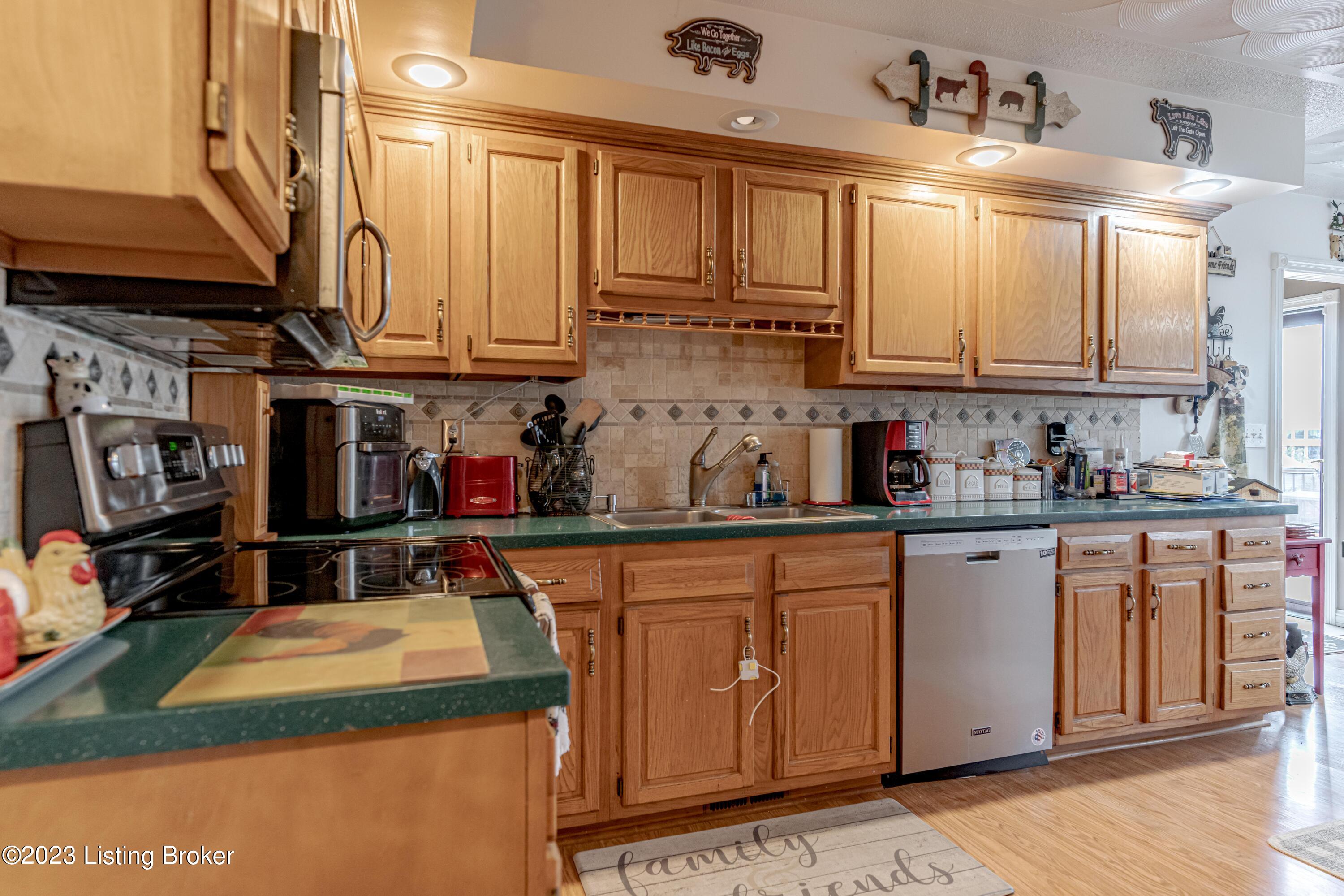 356 Lodie Ln Property Photo 17