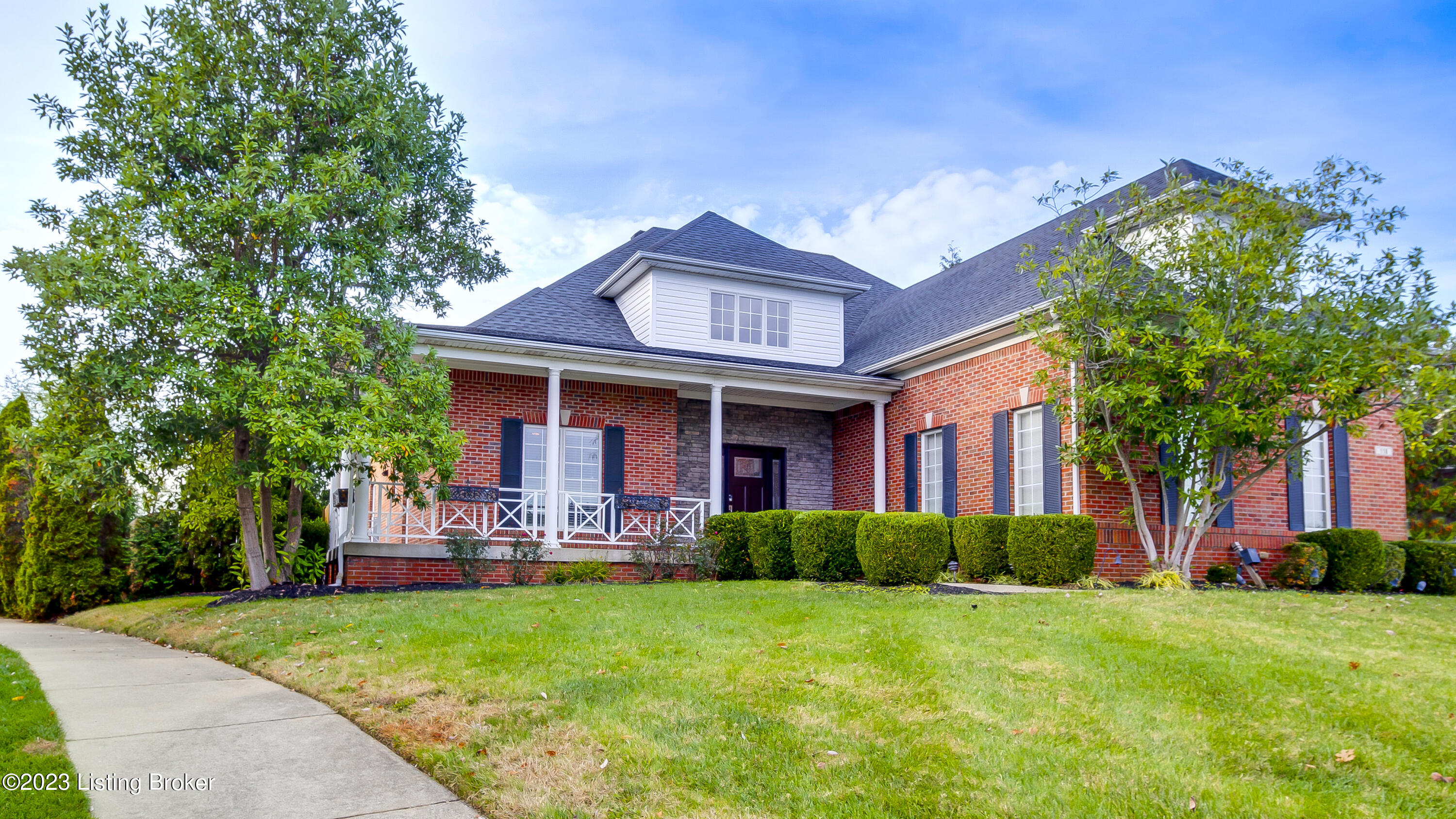 118 Waterstone Way Property Photo