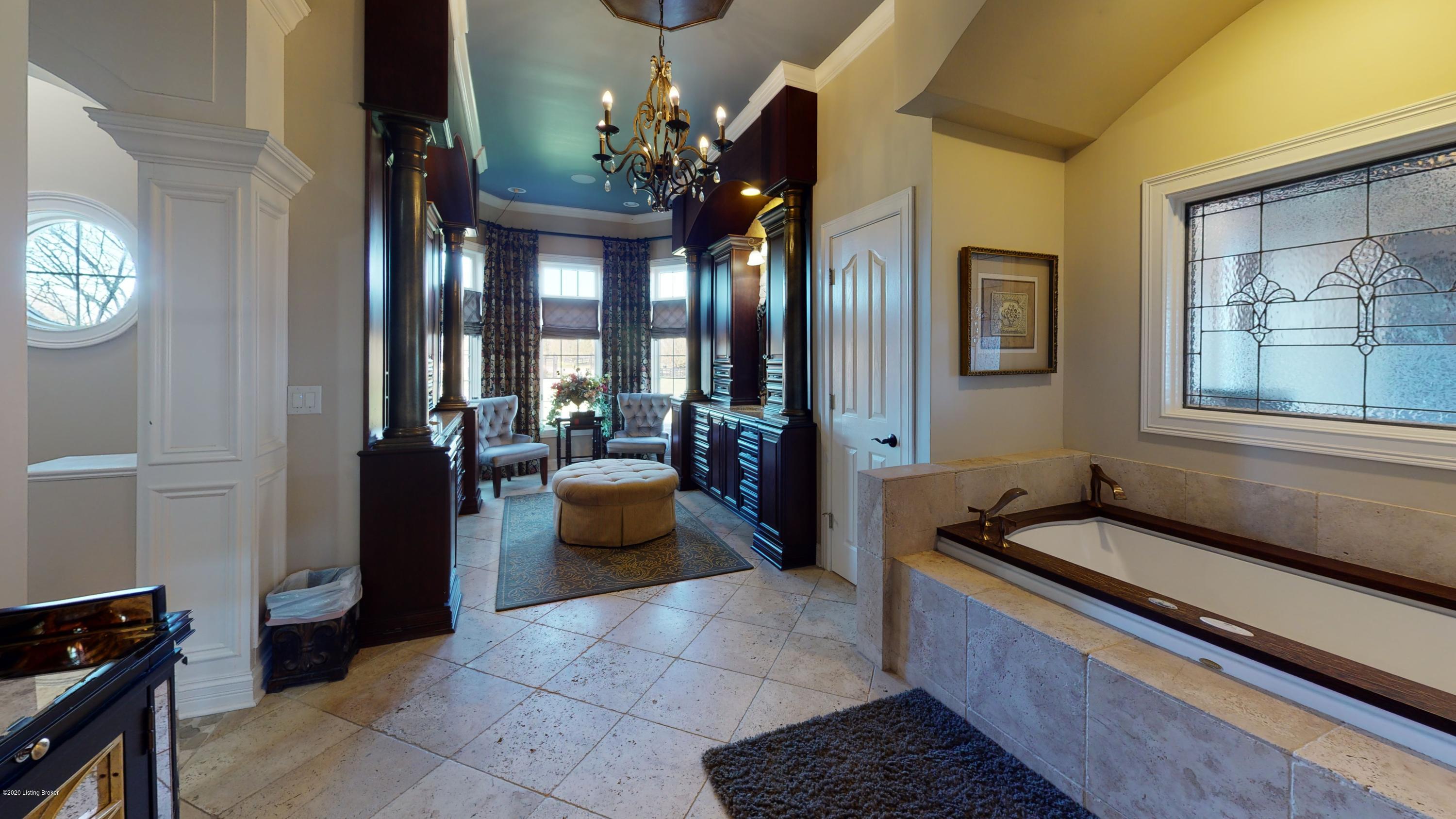 7626 Heavens Estates Way Property Photo 28