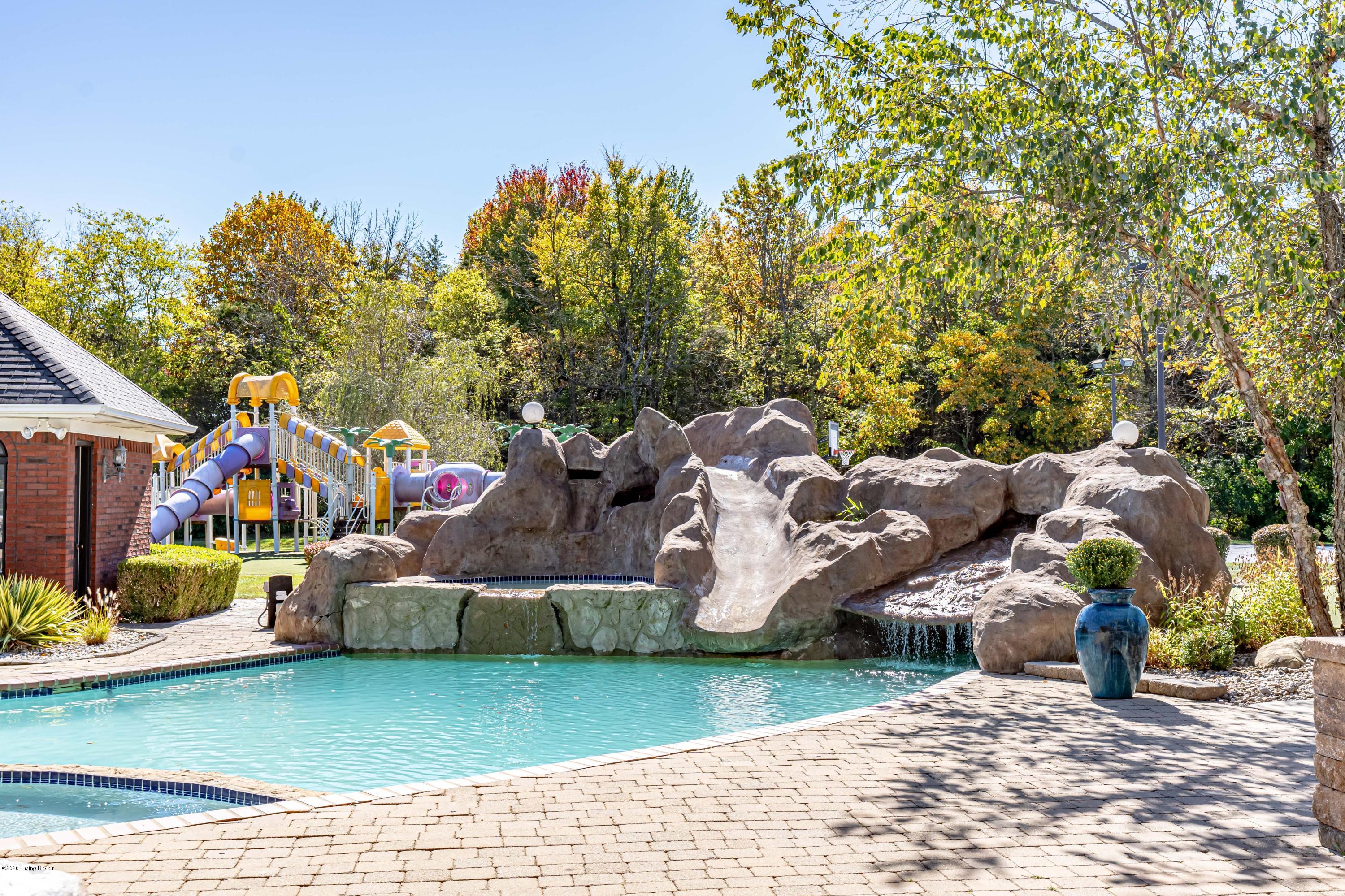 7626 Heavens Estates Way Property Photo 161